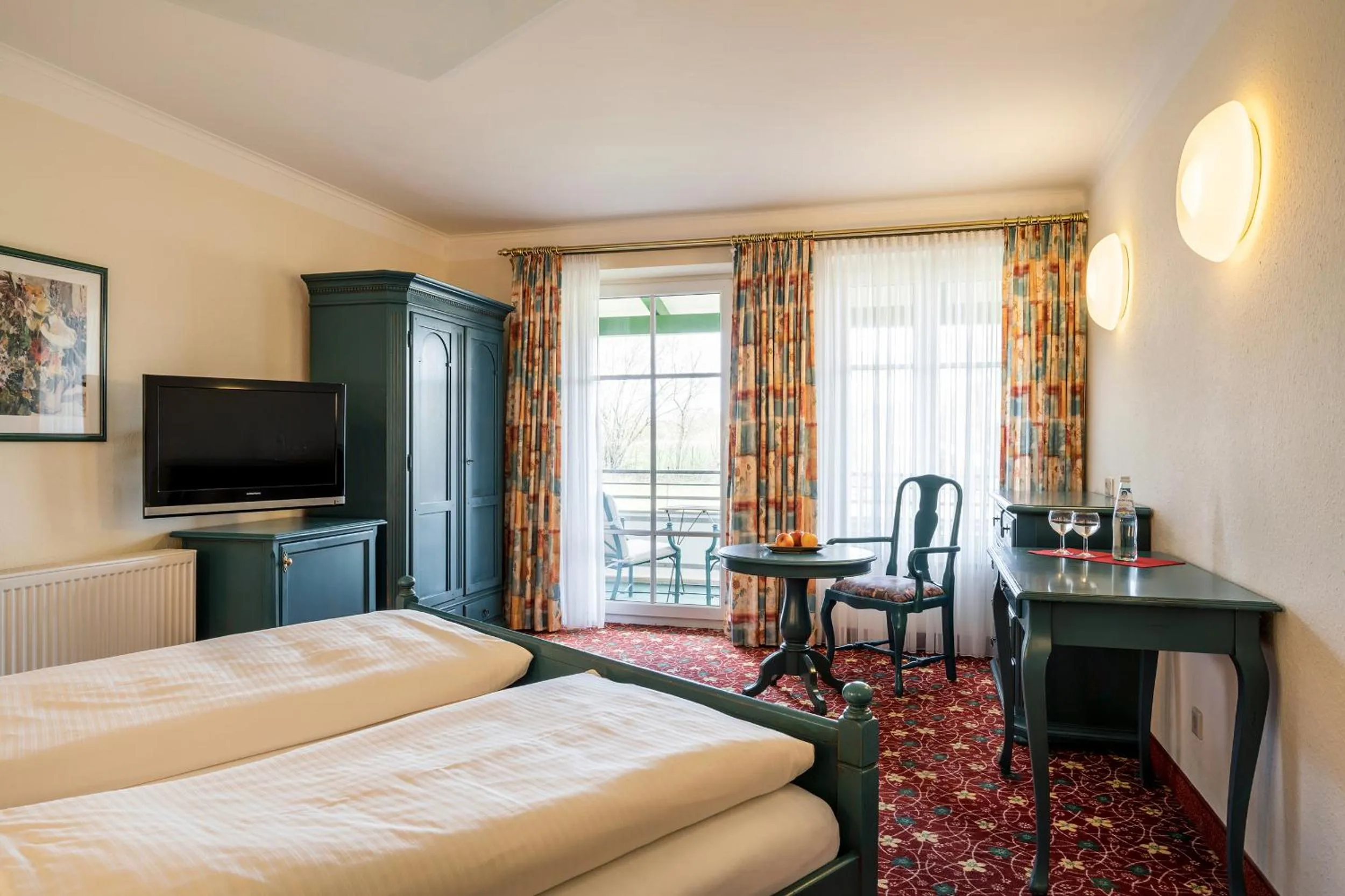 Photo of the whole room, Bed in Hotel am Haslinger Hof