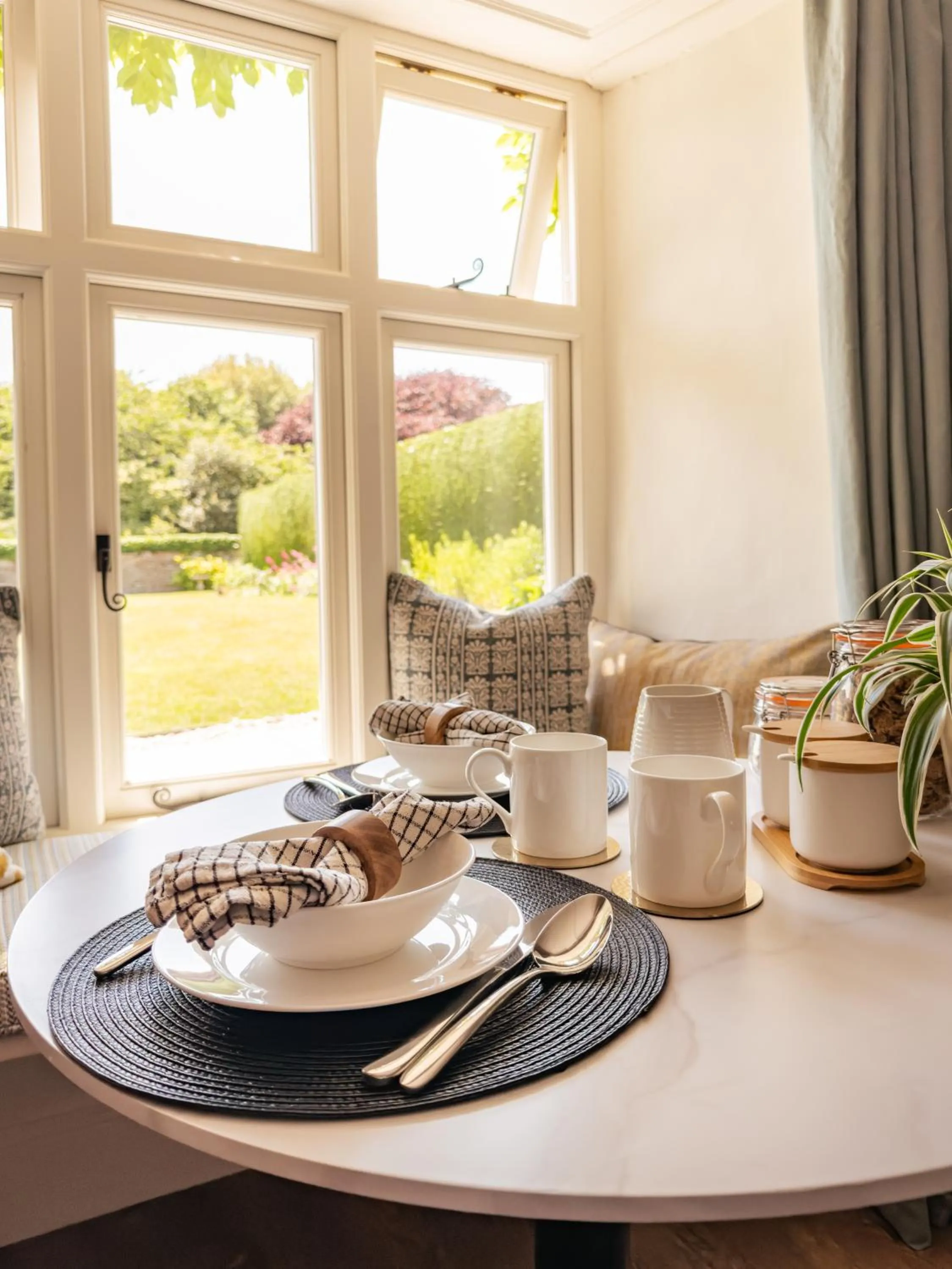 Garden view in Cliff Farmhouse B&B Suites