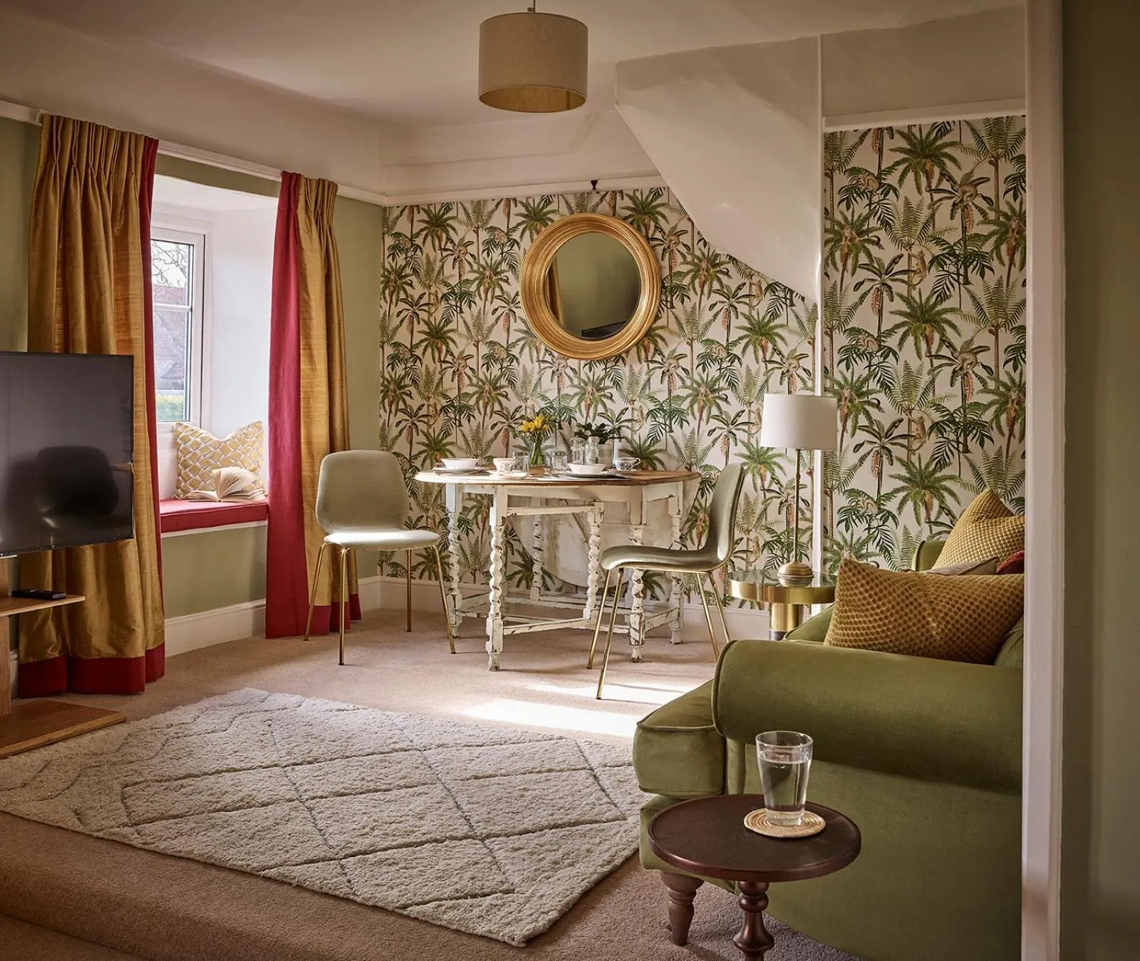 Living room in Cliff Farmhouse B&B Suites