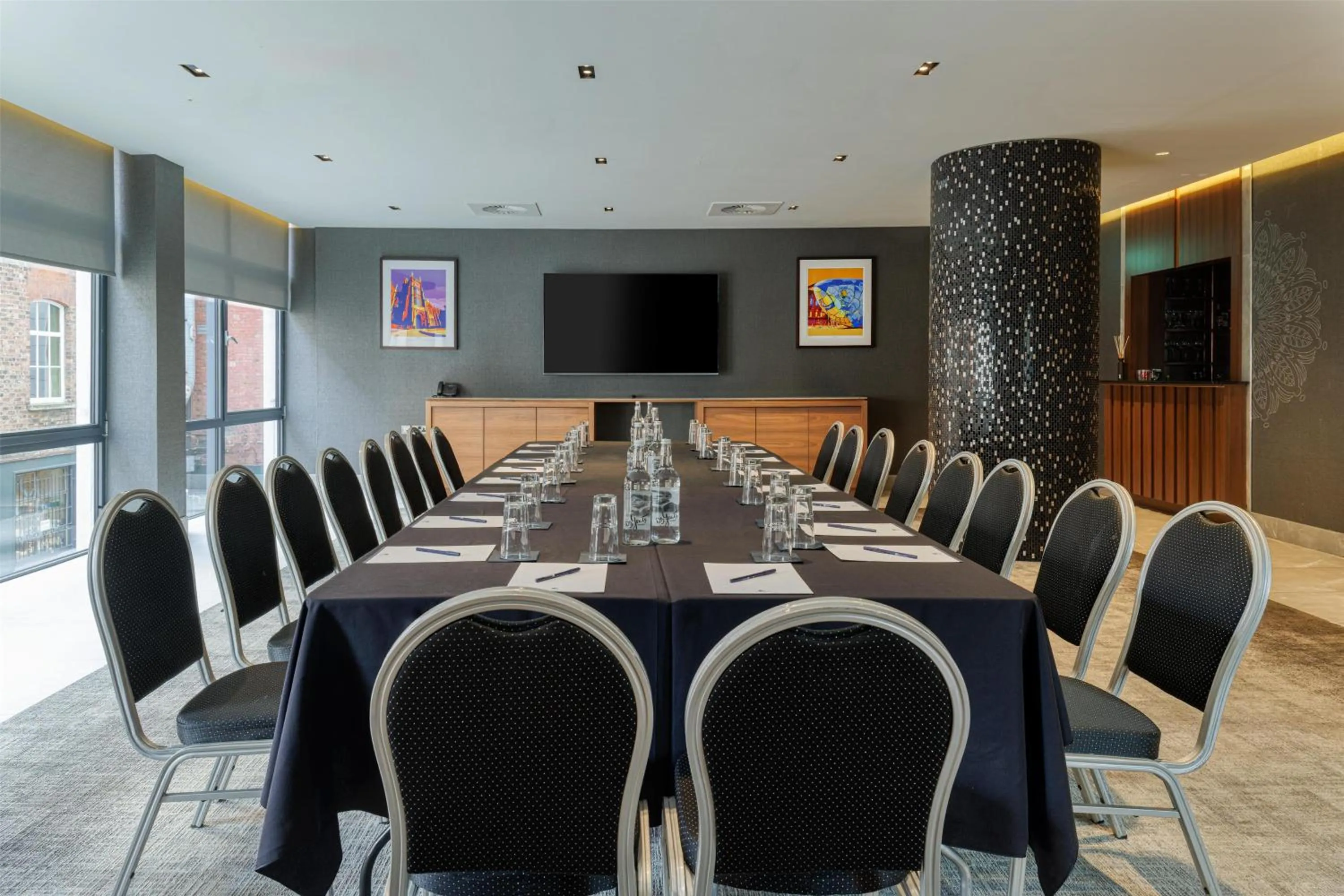 Meeting/conference room in DoubleTree by Hilton Belfast City Ten Square
