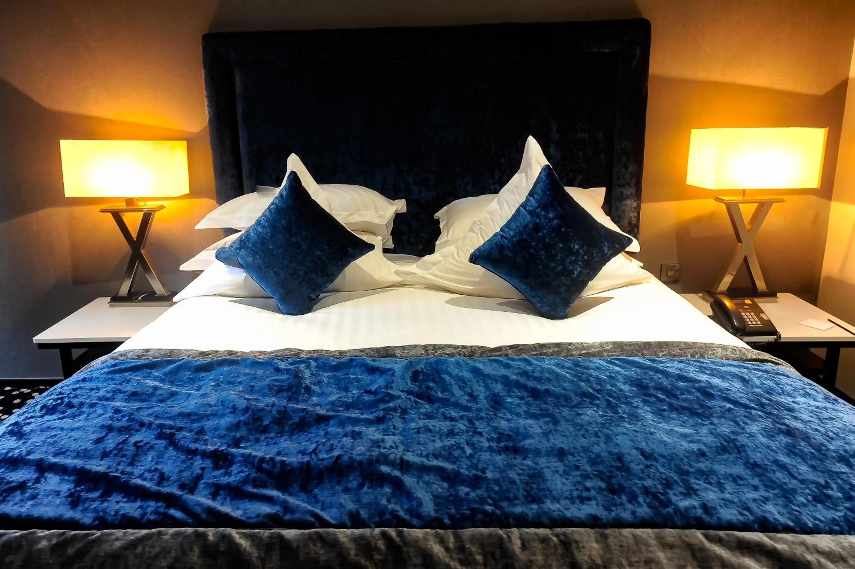 Bedroom, Bed in DoubleTree by Hilton Belfast City Ten Square
