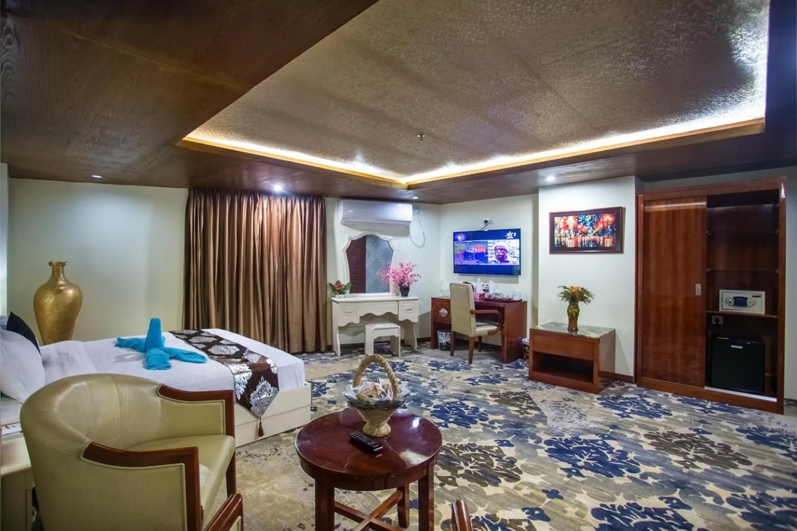 Living room in Hotel Noorjahan Grand