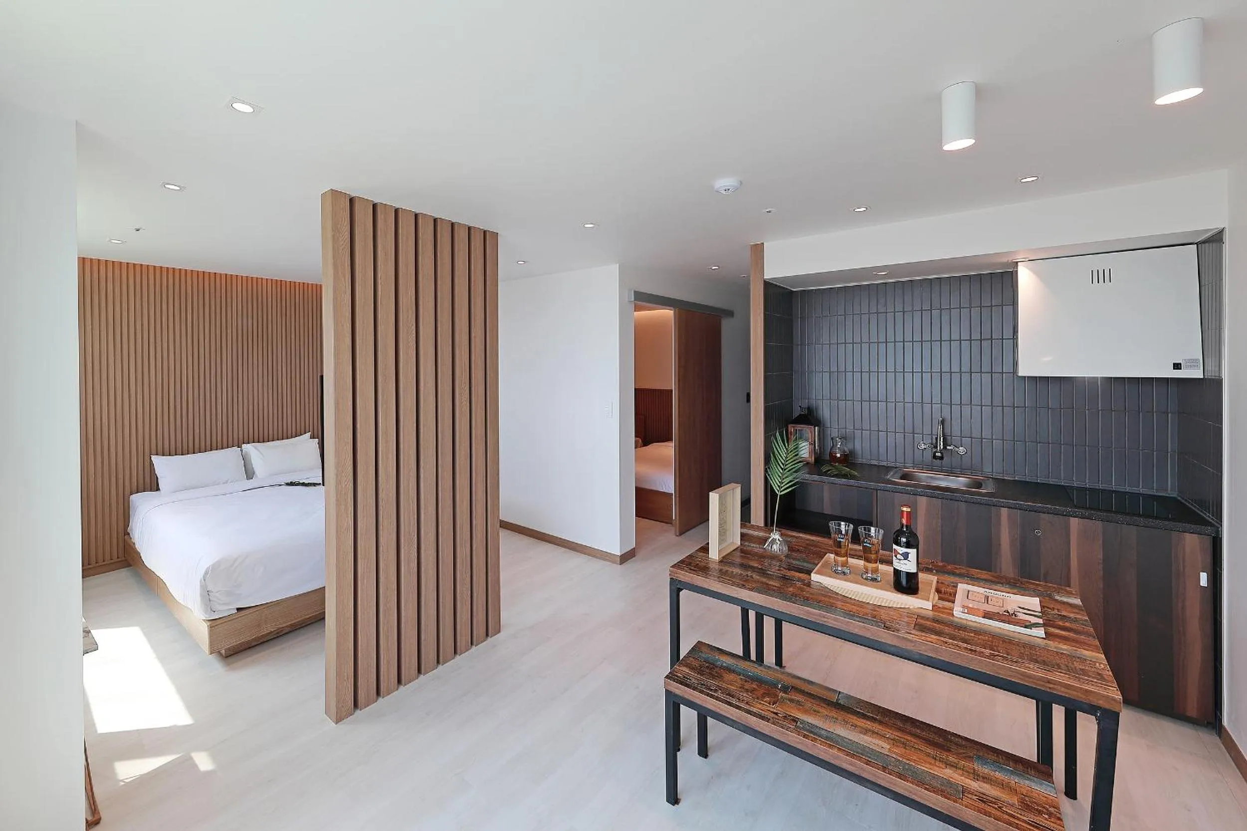 Bedroom, Kitchen/Kitchenette in Ocean 2 You Resort Seorak Beach Hotel & Condo