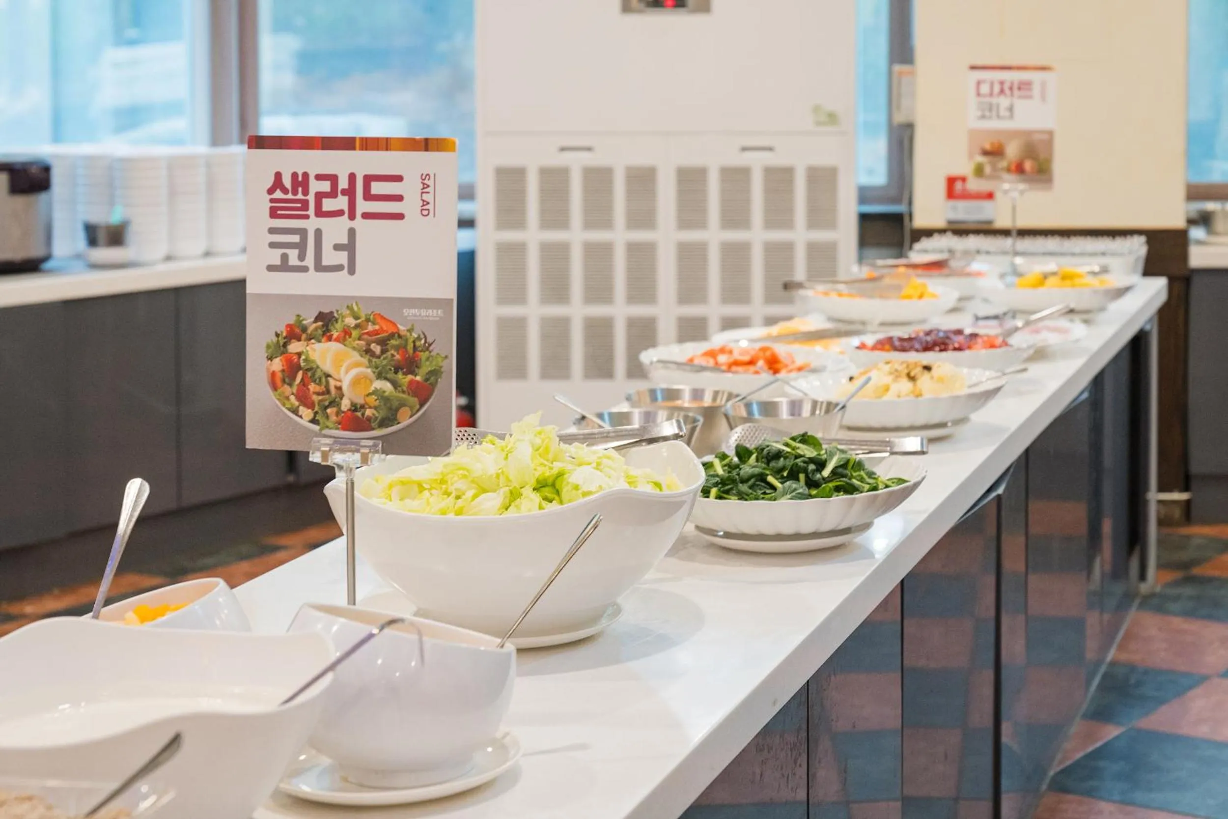 Buffet breakfast, Restaurant/Places to Eat in Ocean 2 You Resort Seorak Beach Hotel & Condo