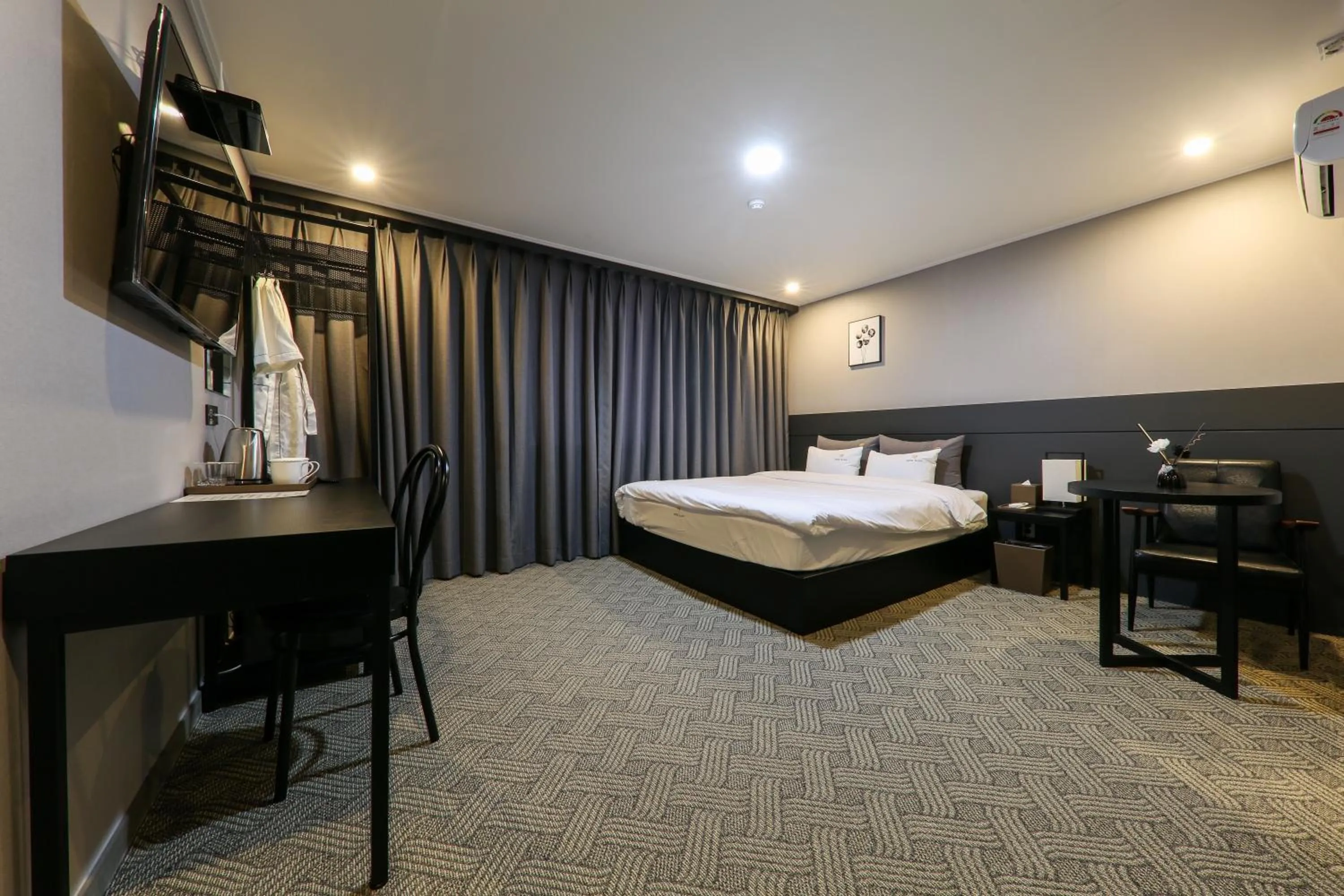 Seating area in Bcent hotel