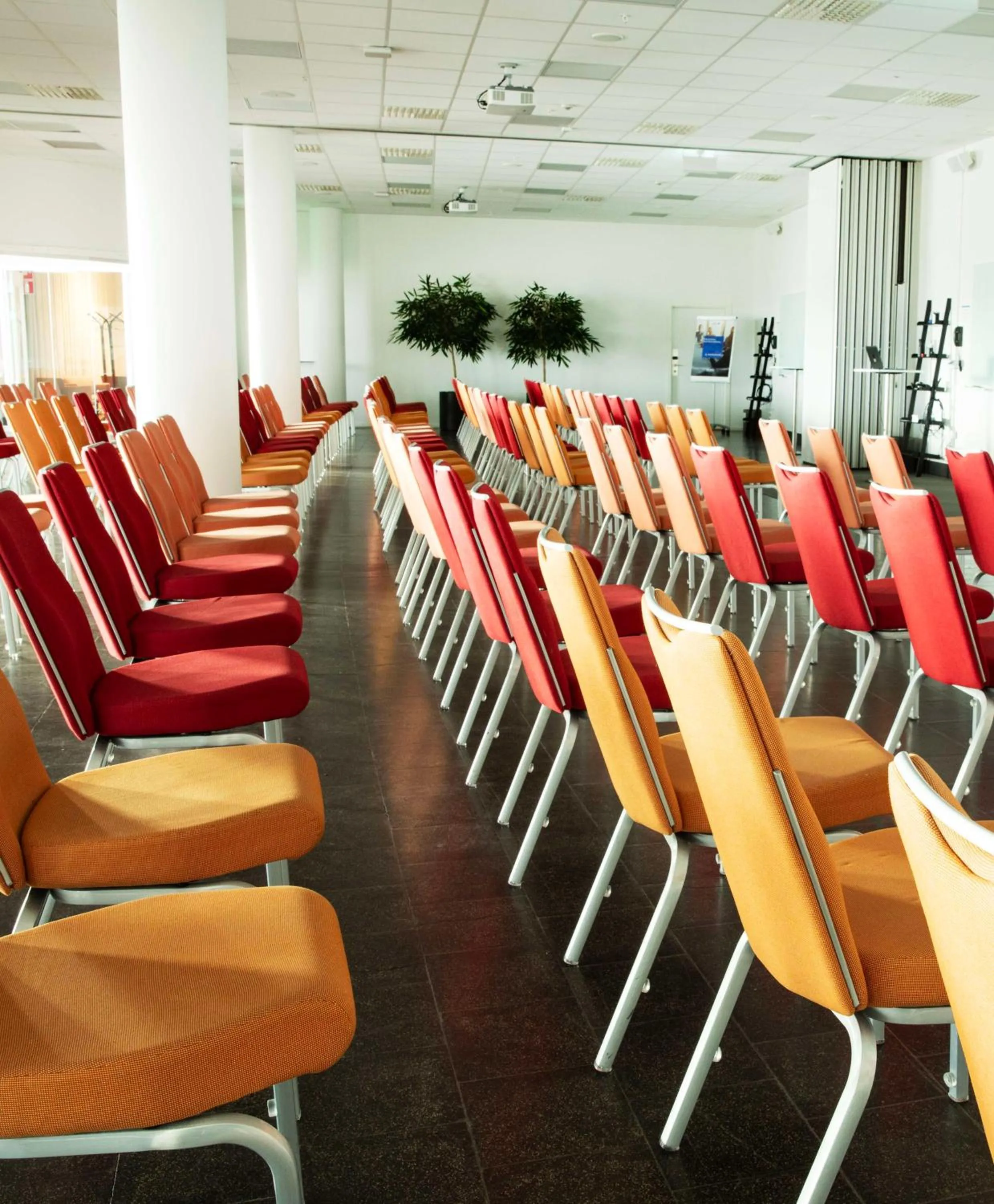 Meeting/conference room in Radisson Blu Airport Terminal Hotel