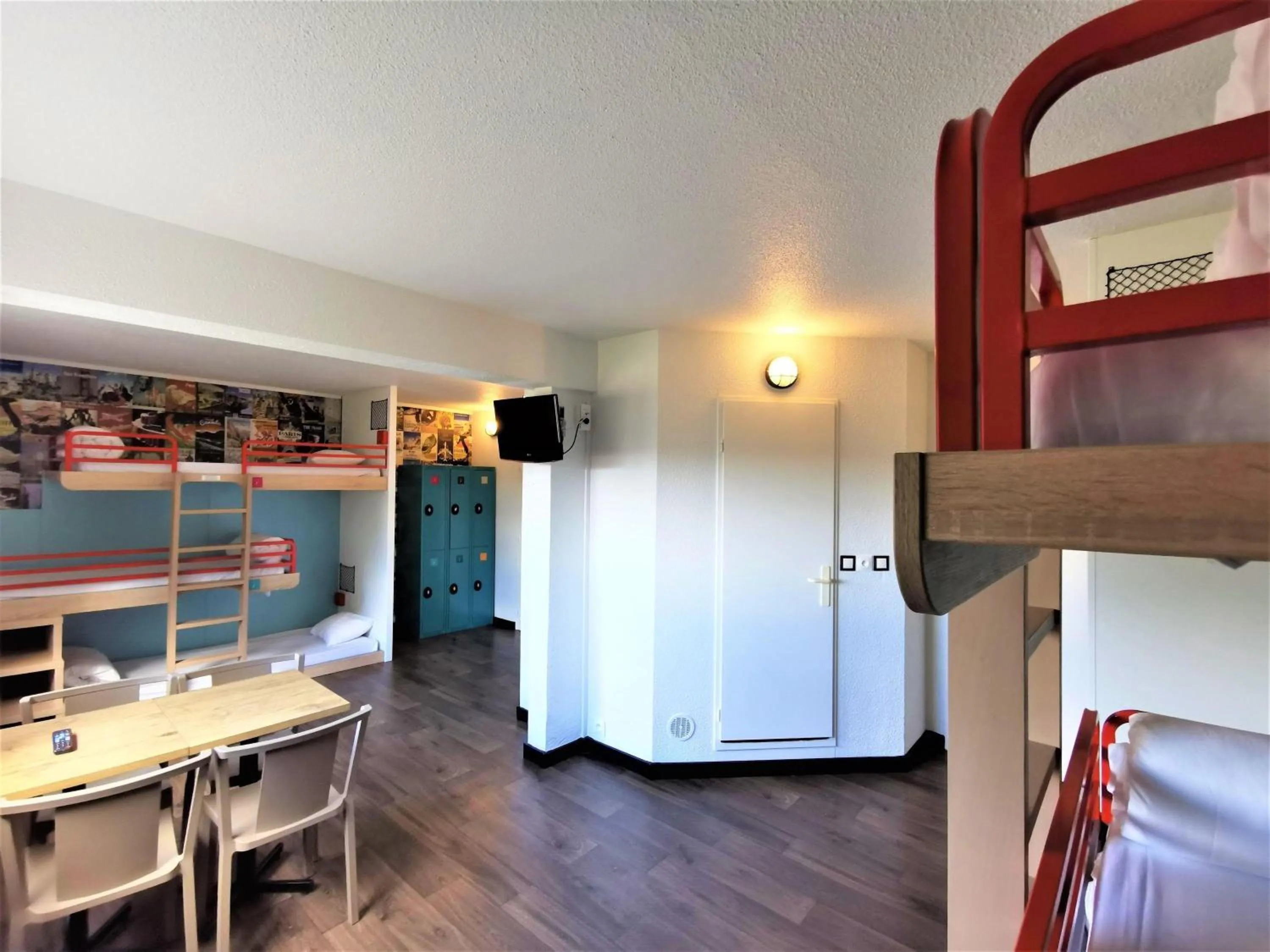 Bedroom in HotelF1 Bourges Le Subdray