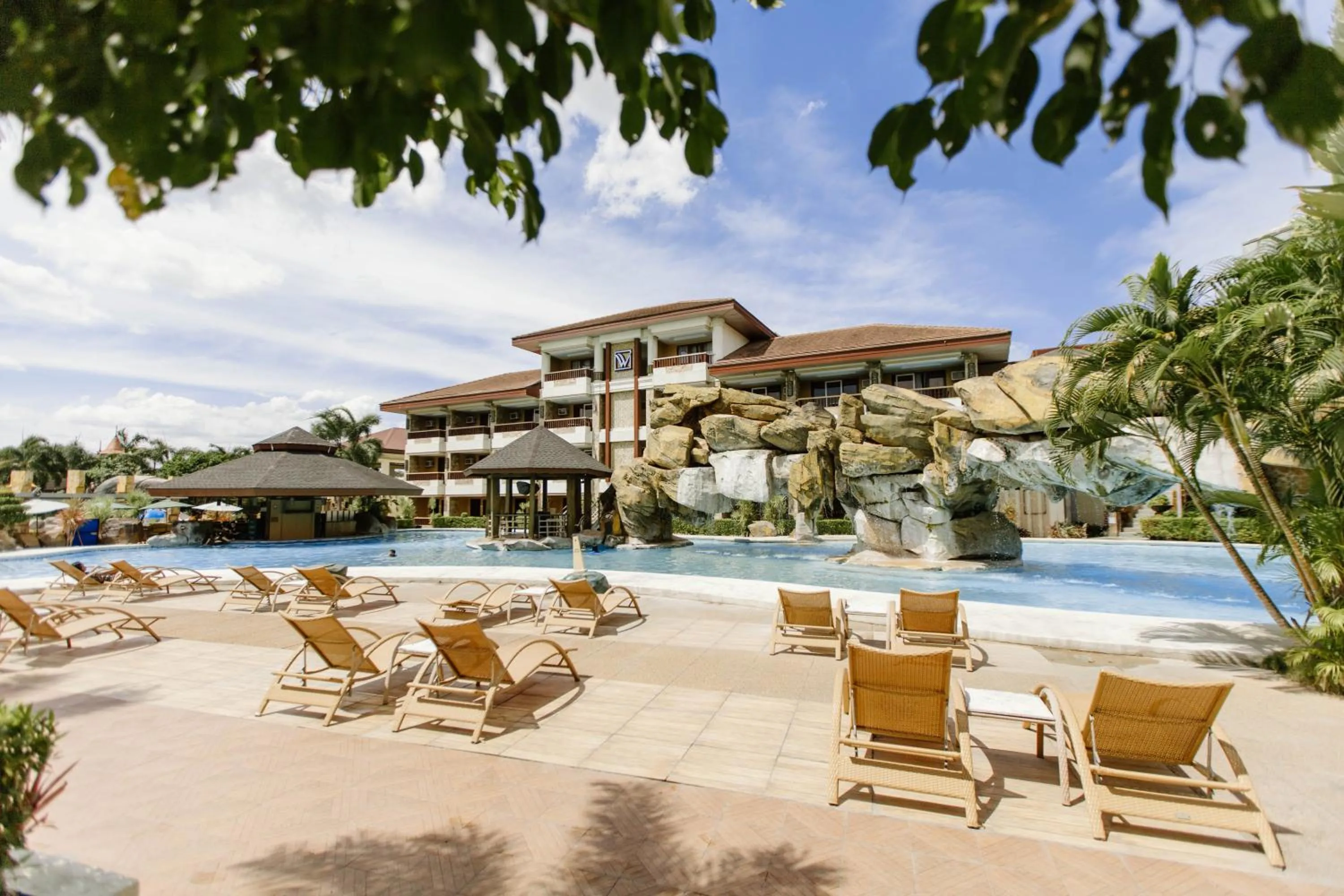 Property building in Cebu Westown Lagoon - South Wing