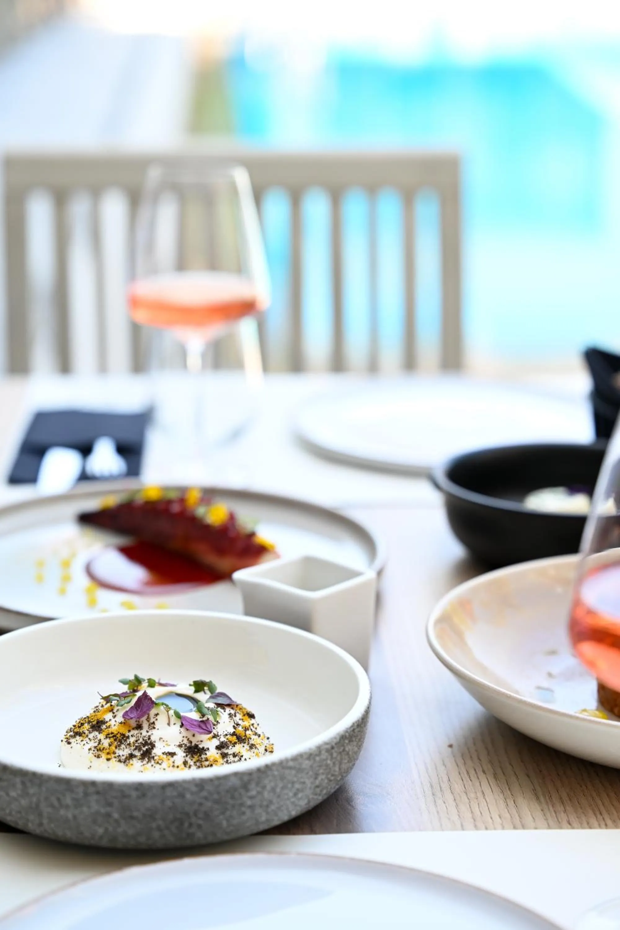 Restaurant/places to eat in La Piscine Art Hotel, Philian Hotels and Resorts