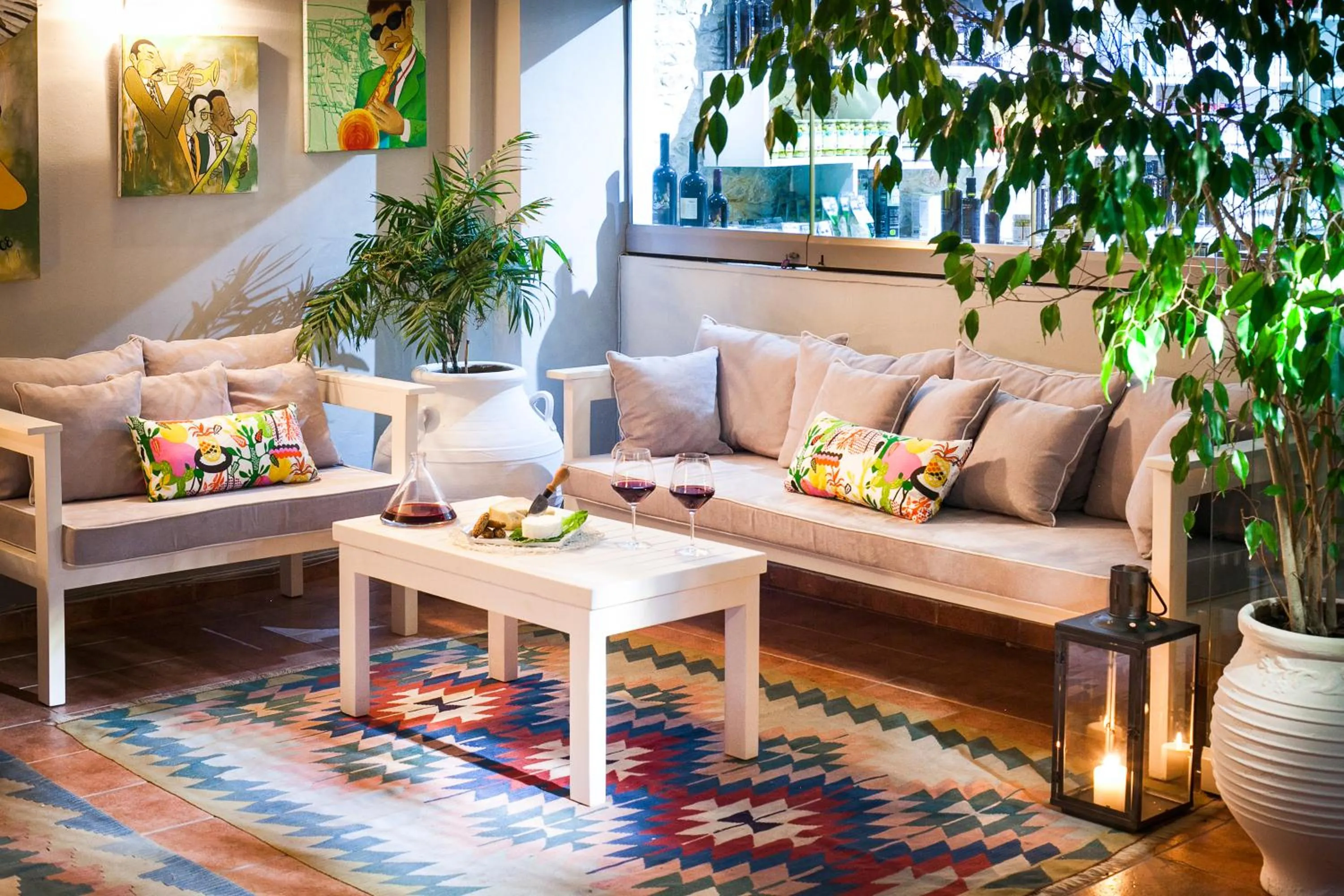 Lounge or bar in La Piscine Art Hotel, Philian Hotels and Resorts