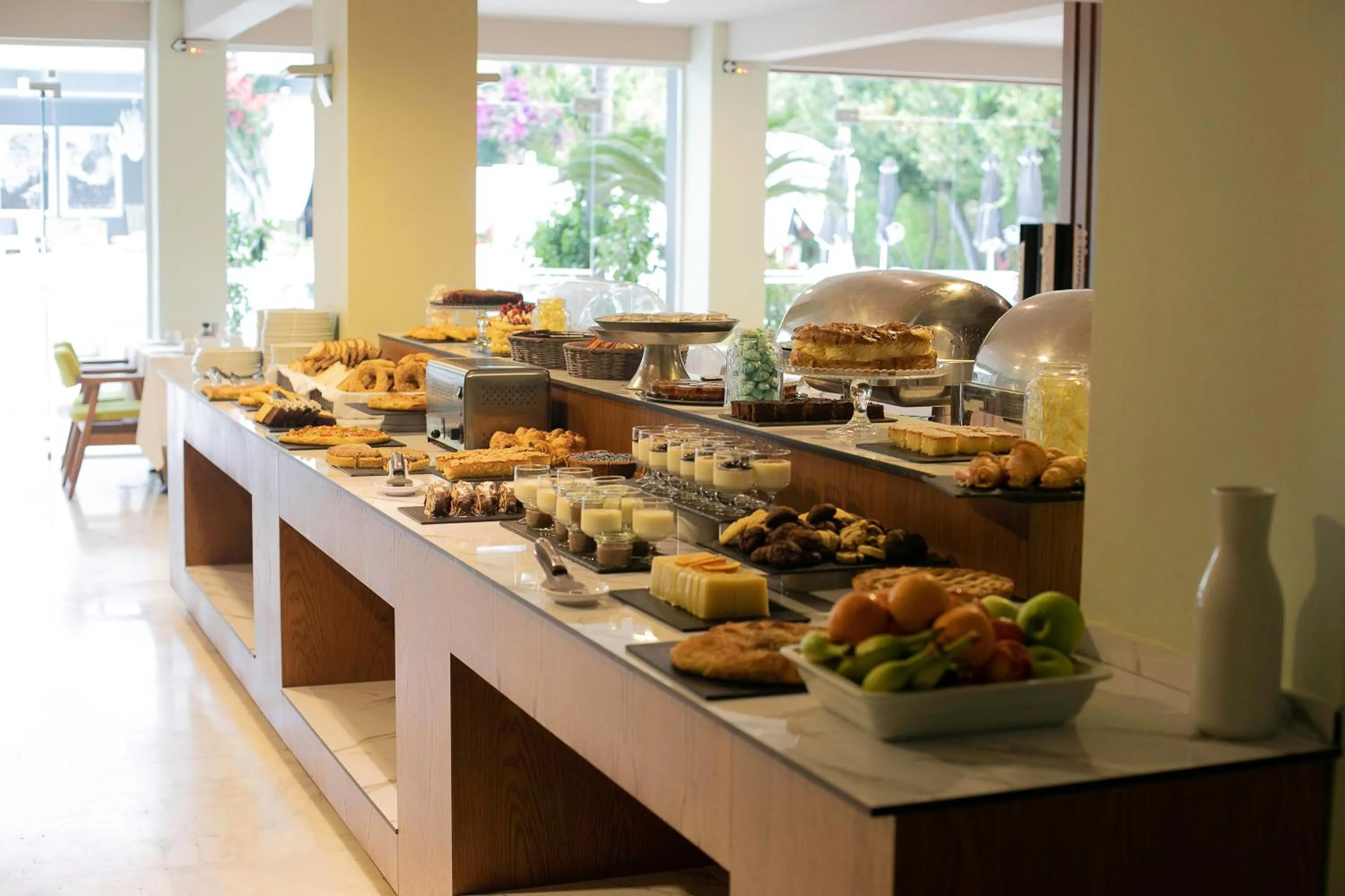 Buffet breakfast in La Piscine Art Hotel, Philian Hotels and Resorts