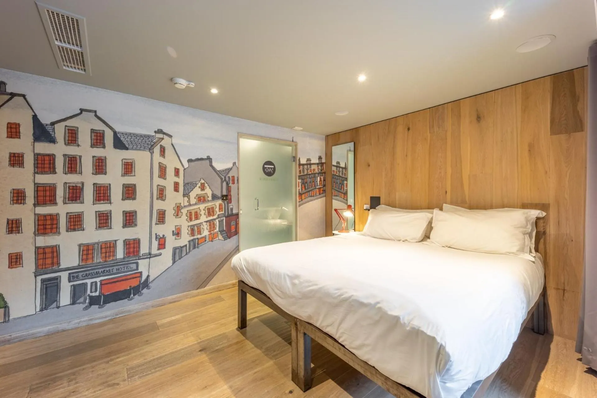 Bed in Grassmarket Hotel