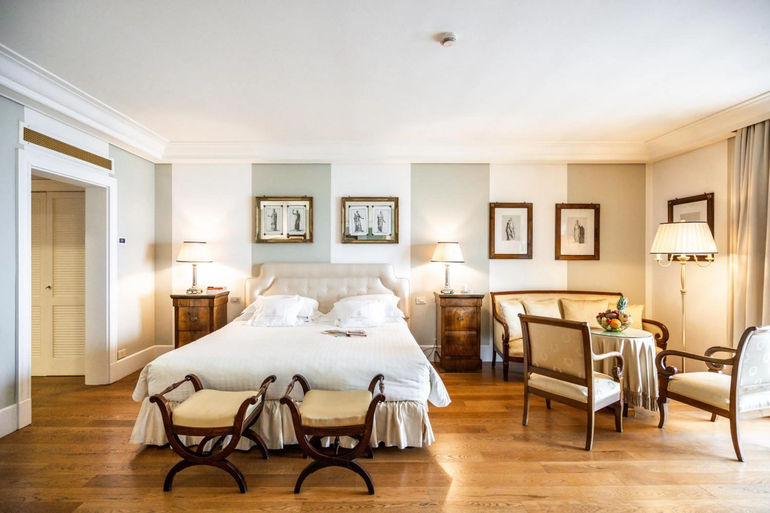 Bedroom, Bed in Excelsior Palace Portofino Coast