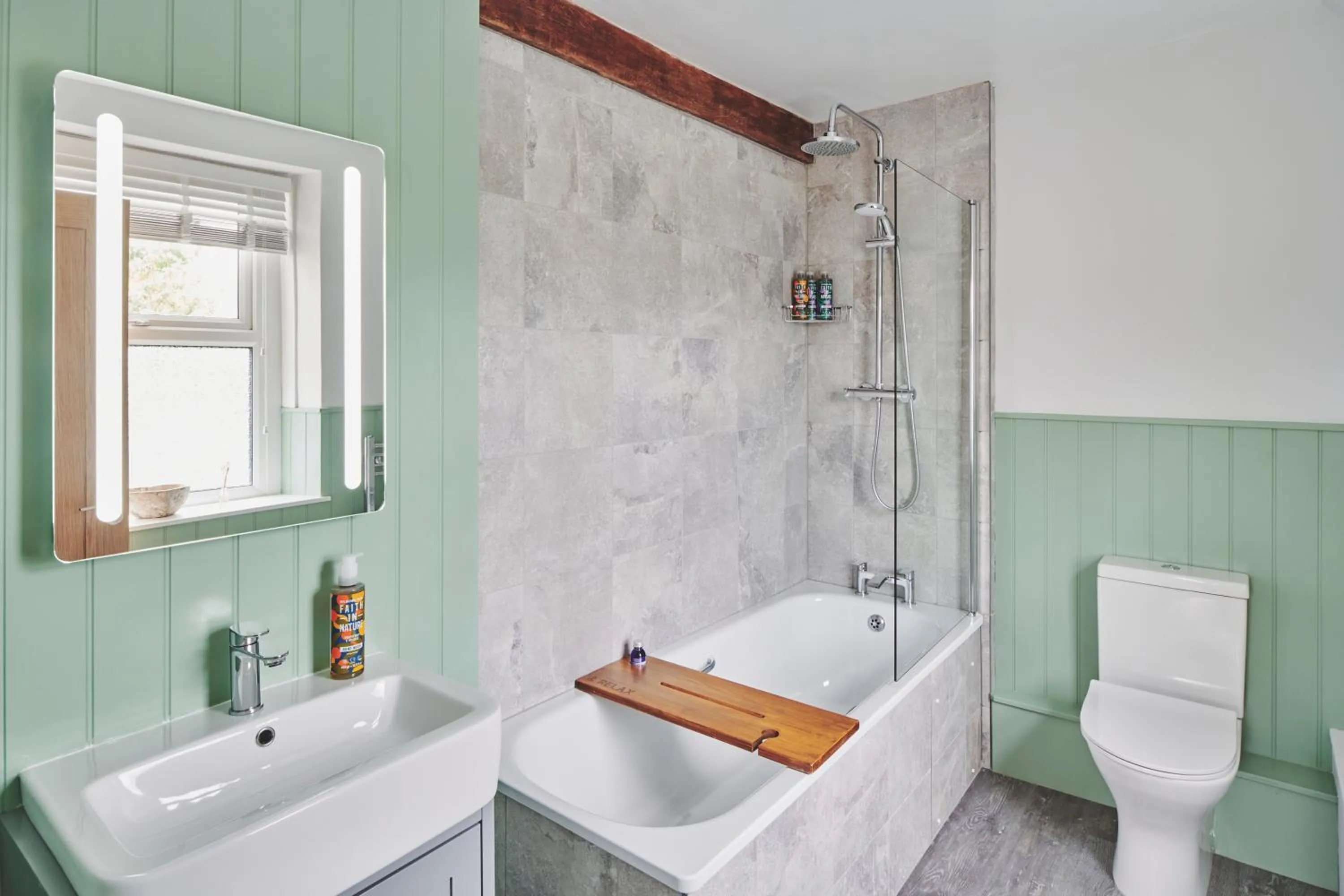 Bathroom in The Lansdowne Guest House
