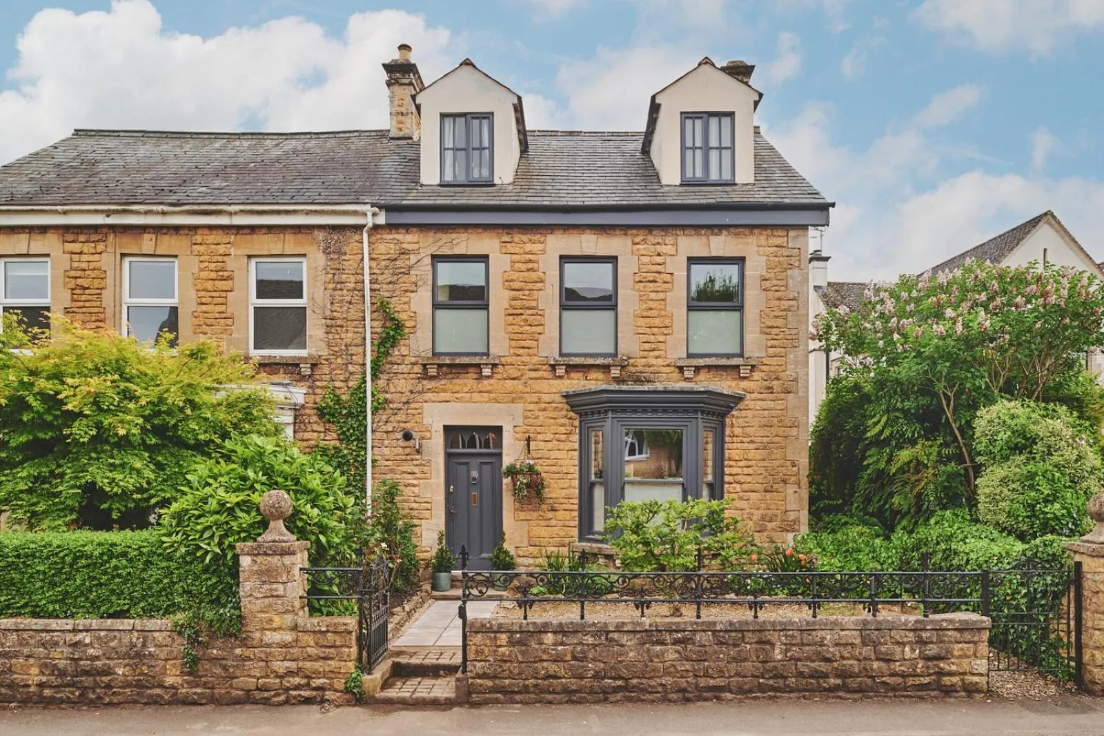Property building in The Lansdowne Guest House