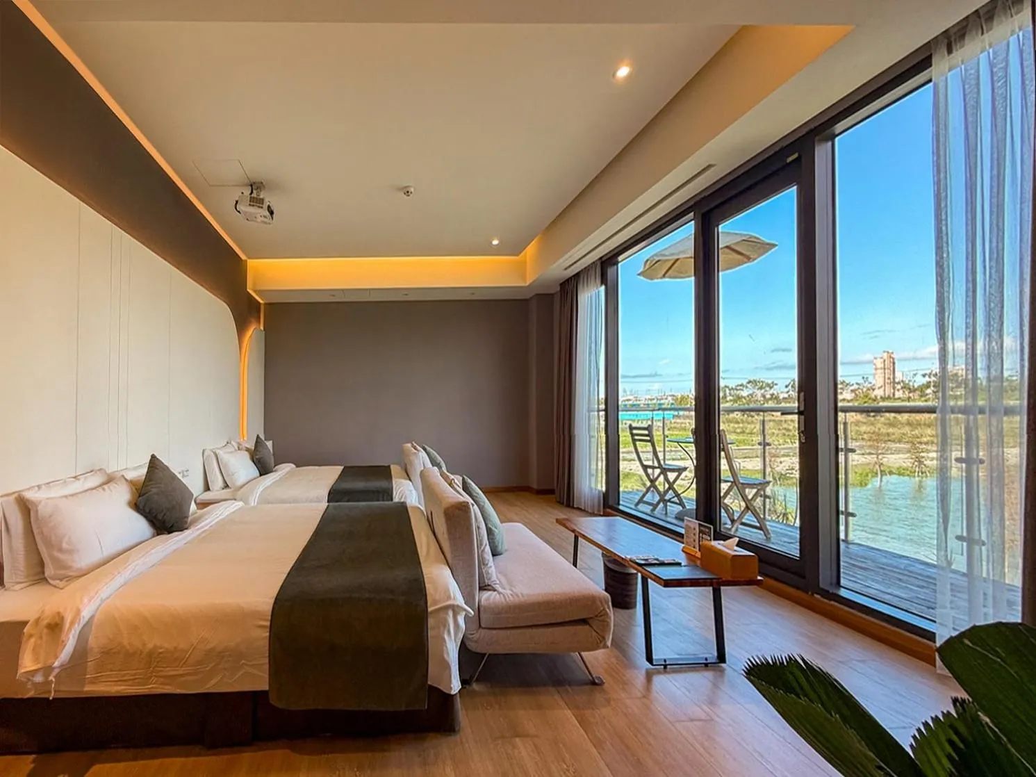 Photo of the whole room, Bed in Villa LOHERB