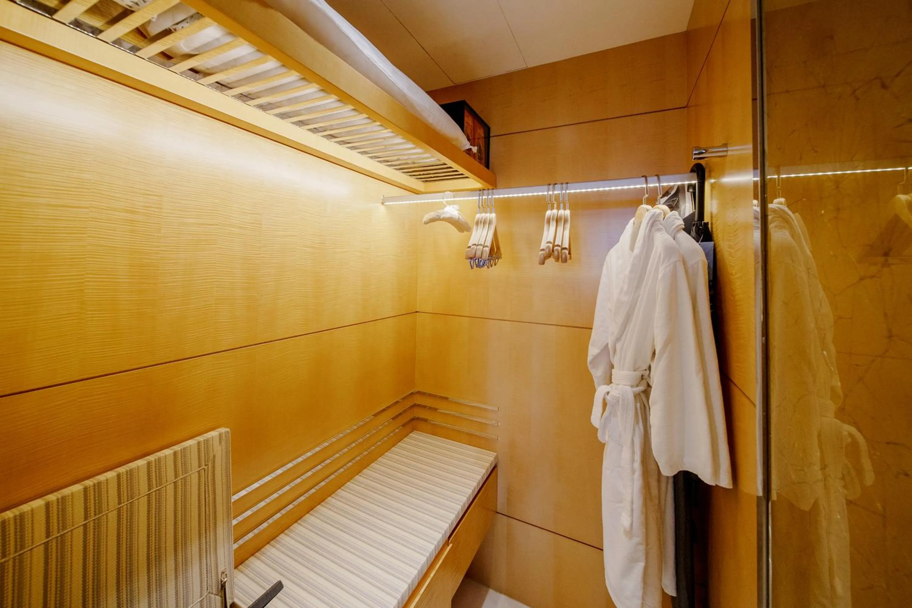 wardrobe in Pan Pacific Beijing