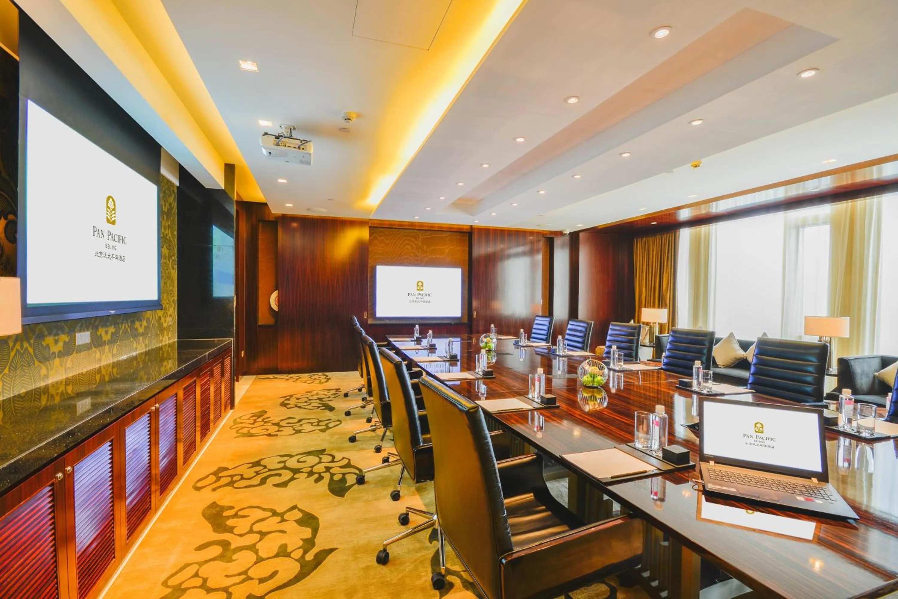 Meeting/conference room in Pan Pacific Beijing