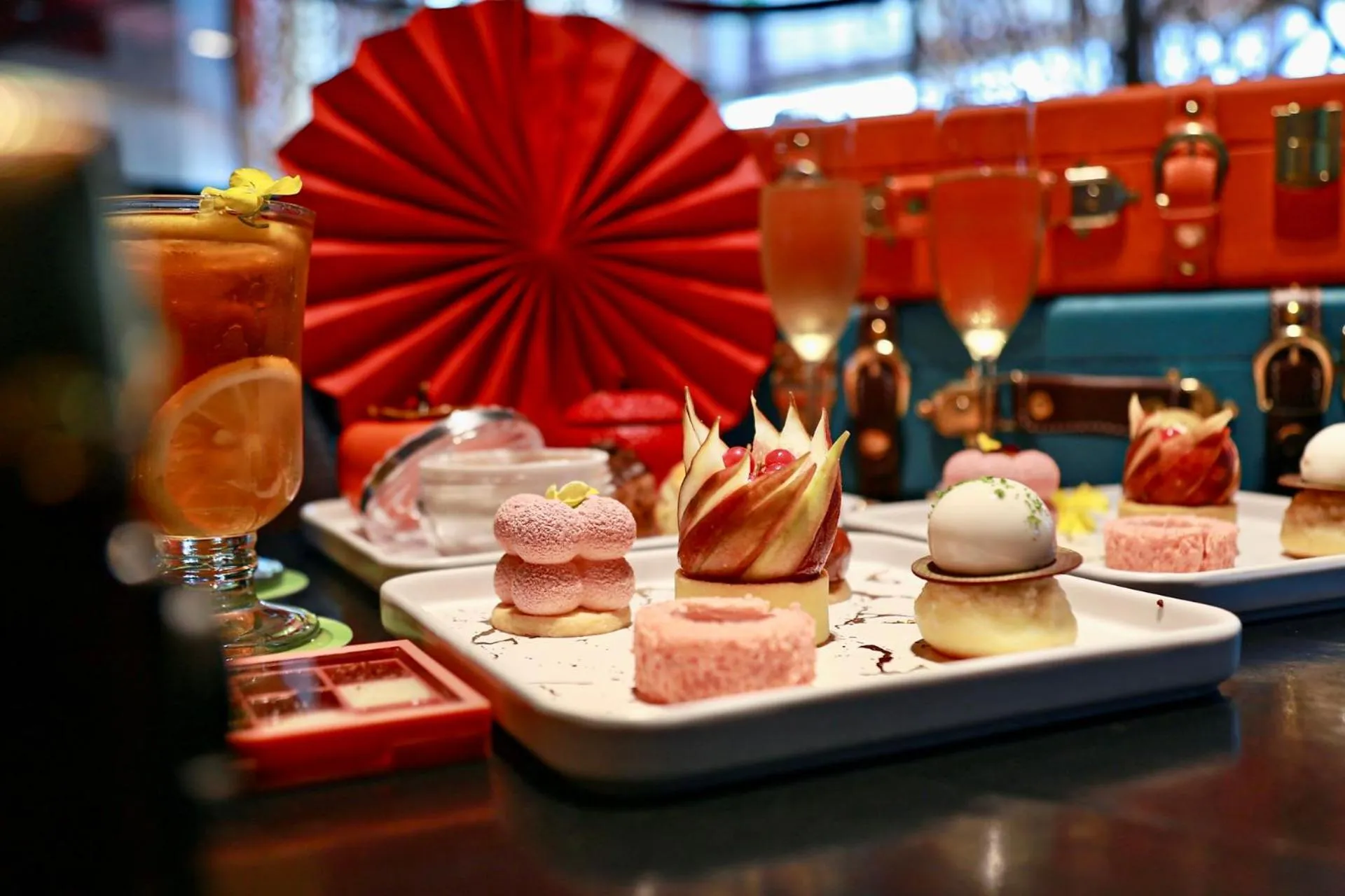 Lounge or bar in Pan Pacific Beijing