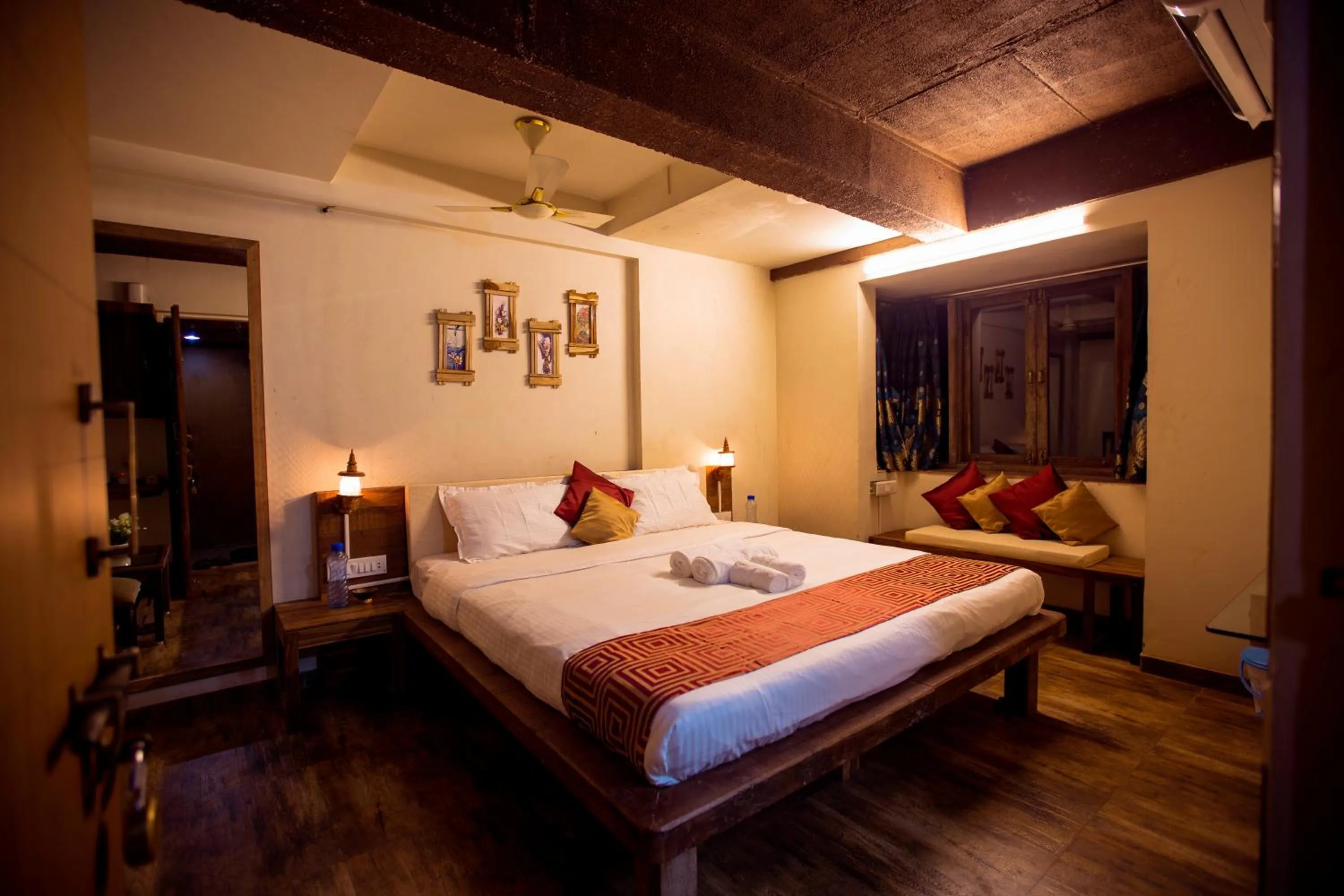 Photo of the whole room, Bed in Kaular Atithis Grand Kokan Resort