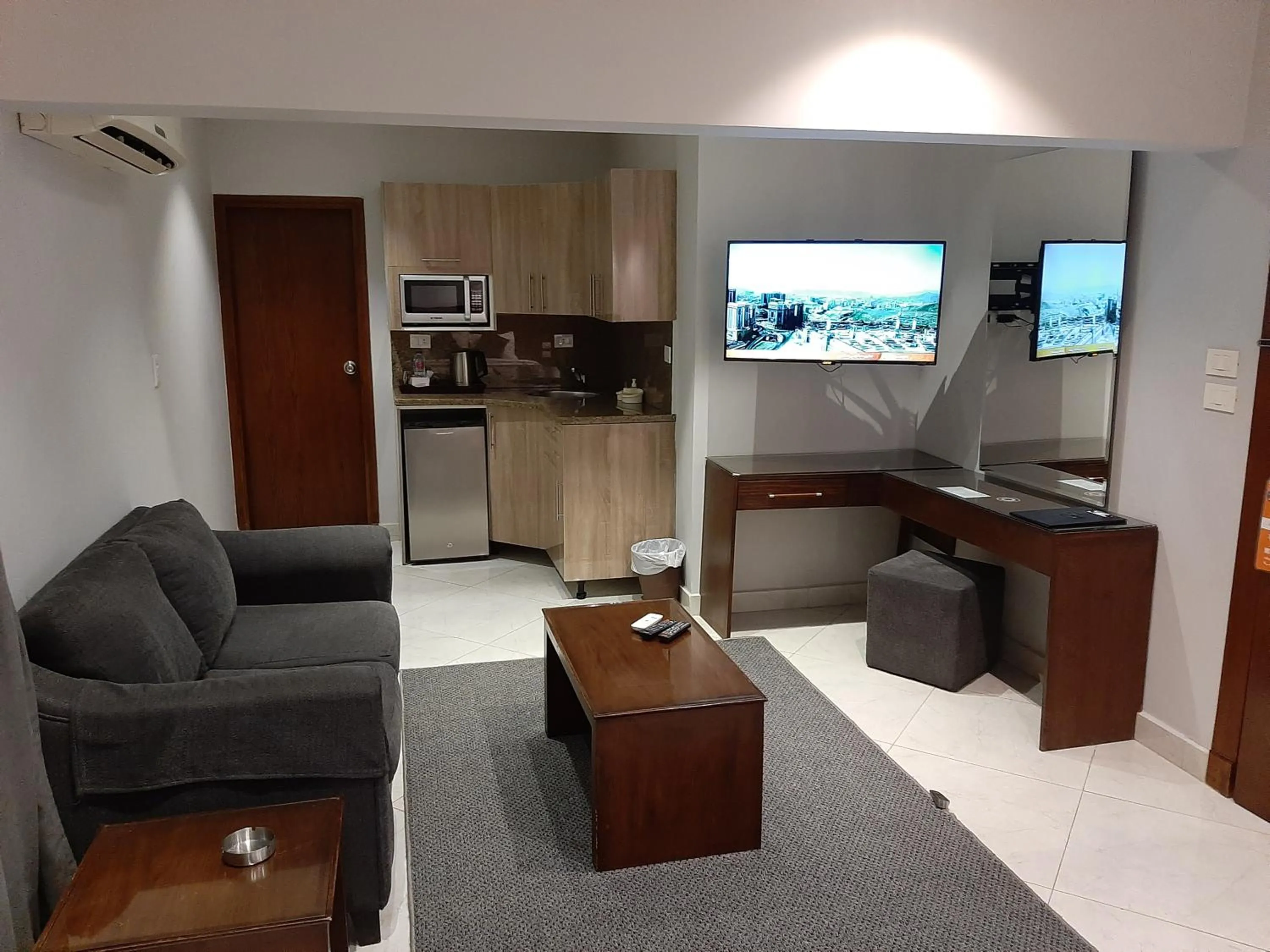 Living room in Nakhil Inn Residence