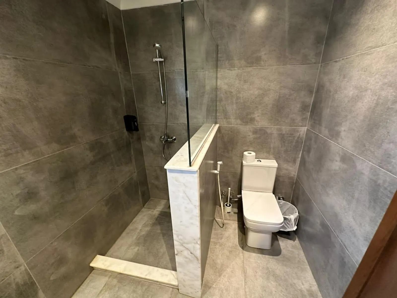 Bathroom in Nakhil Inn Residence