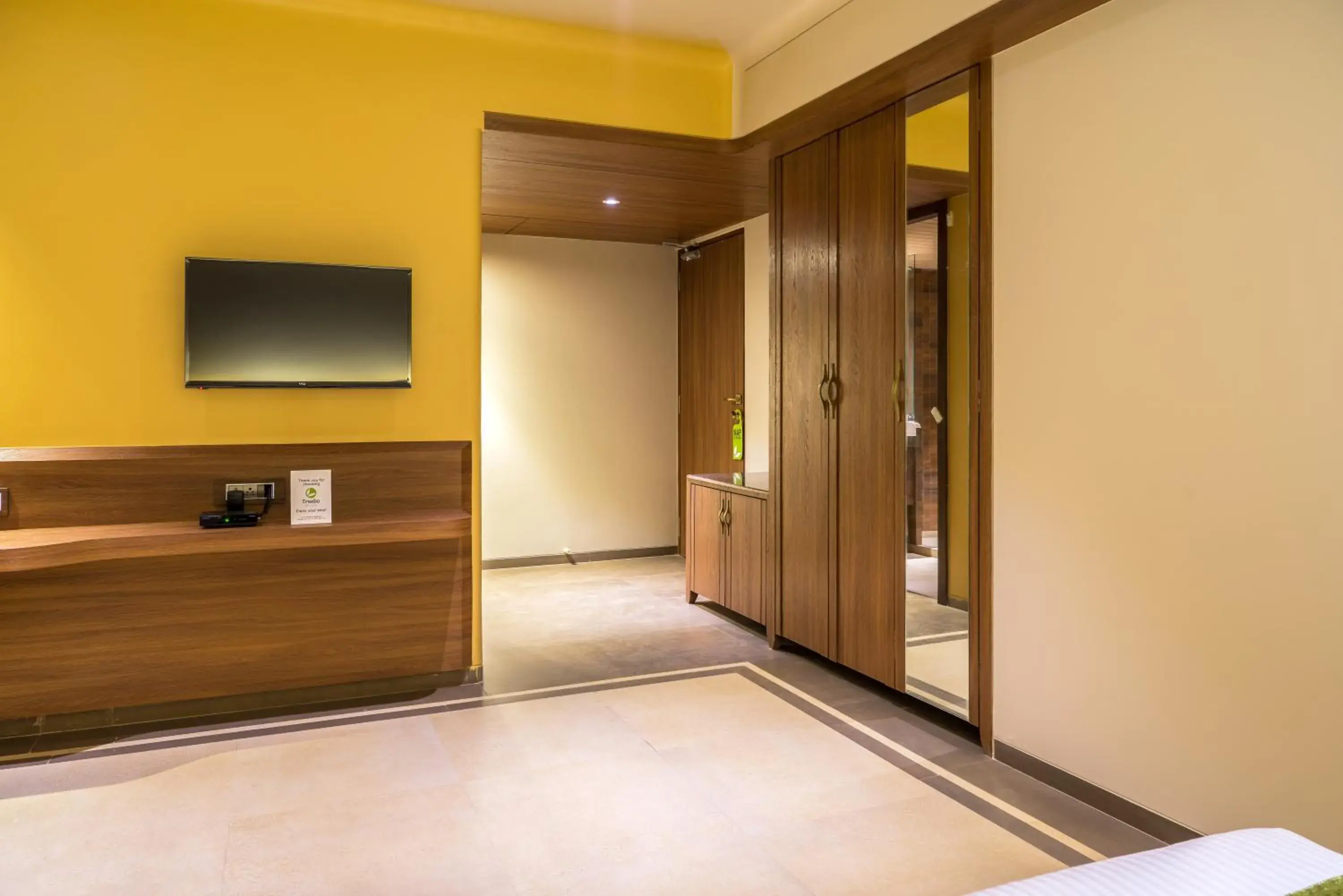 Deluxe Double Room in Treebo Olive Nest Deluxe Double Room in Treebo Olive Nest