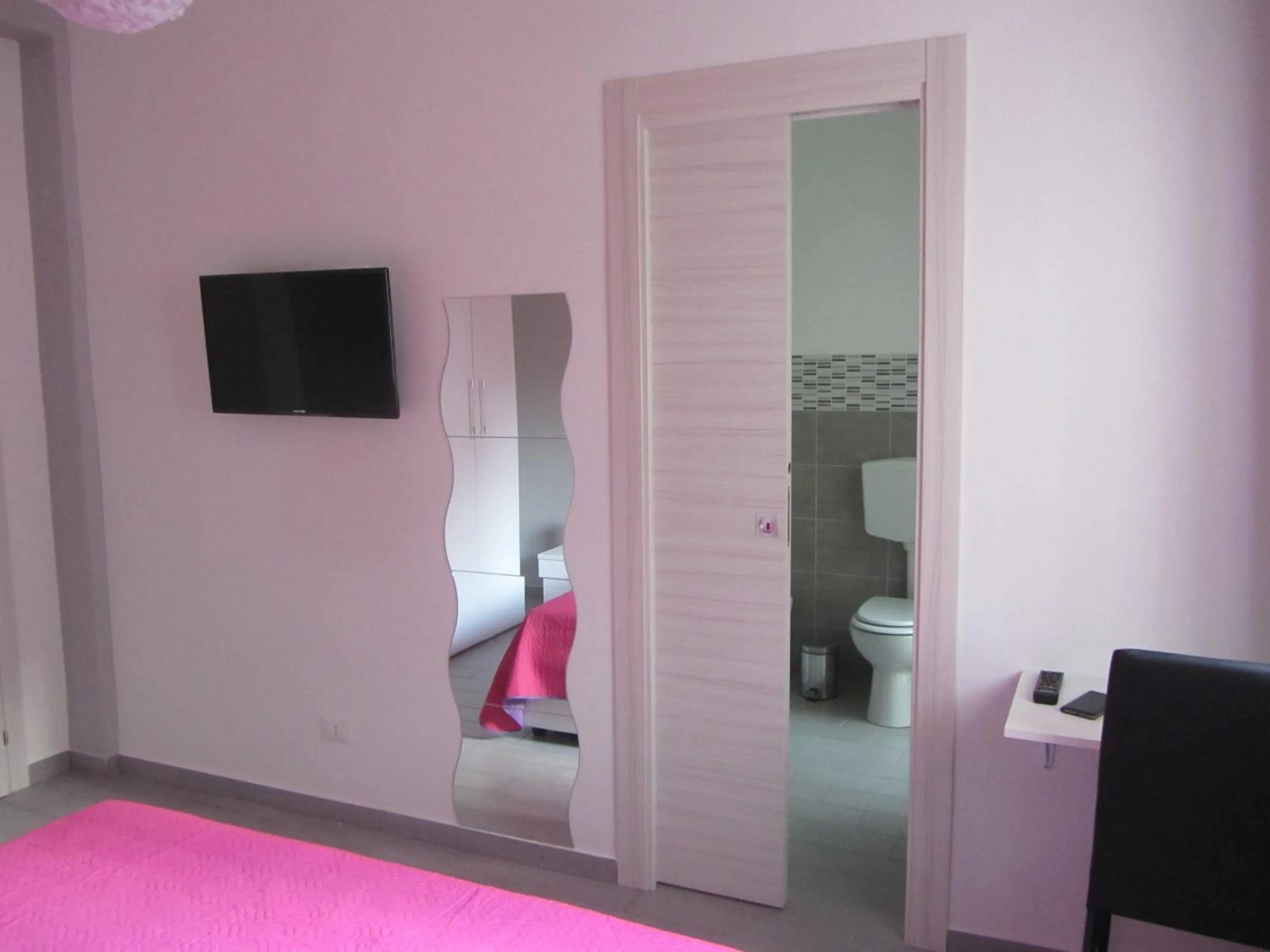 Decorative detail, Bed in Casa Normanna