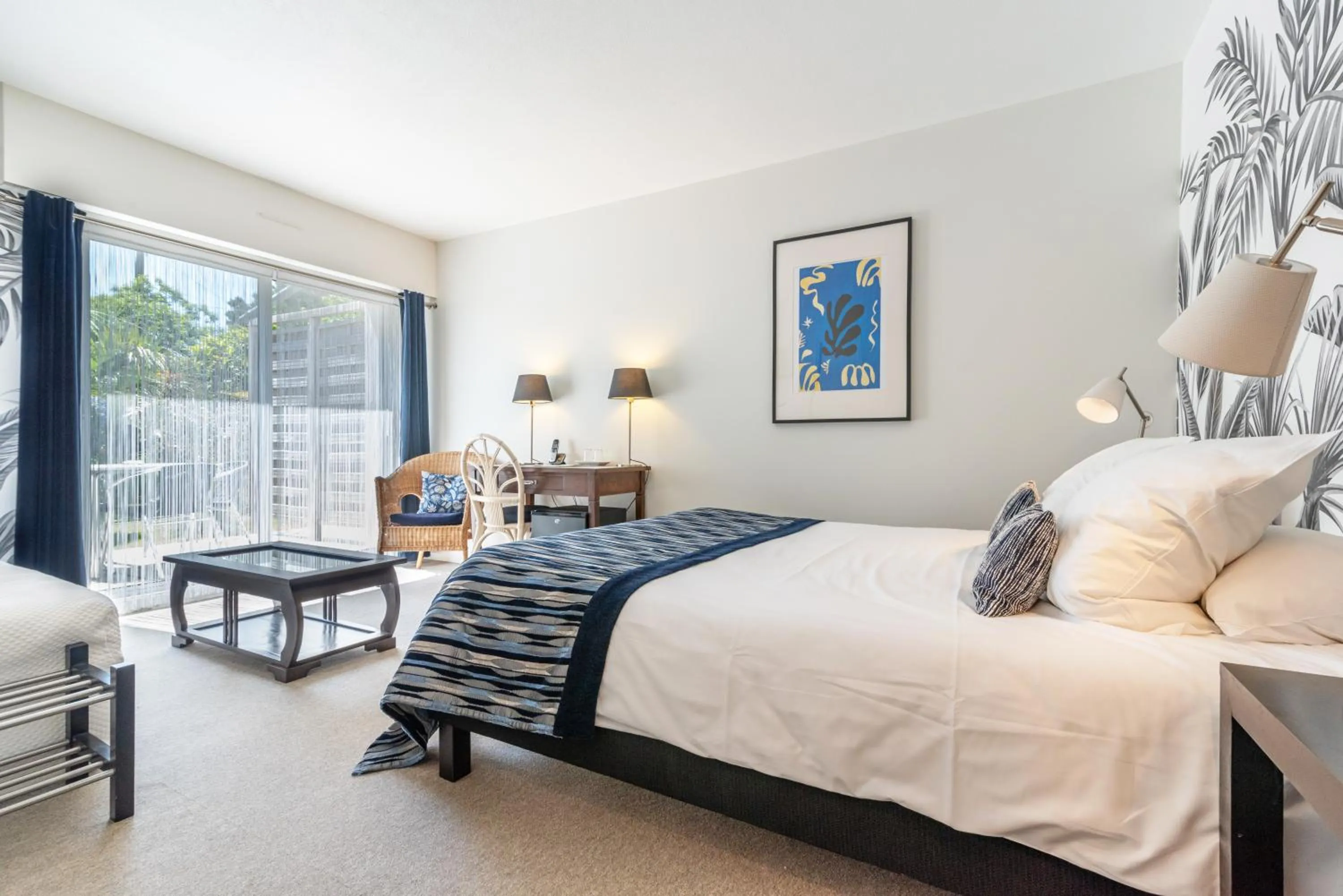 Bed in Carnac Lodge Hotel & Spa