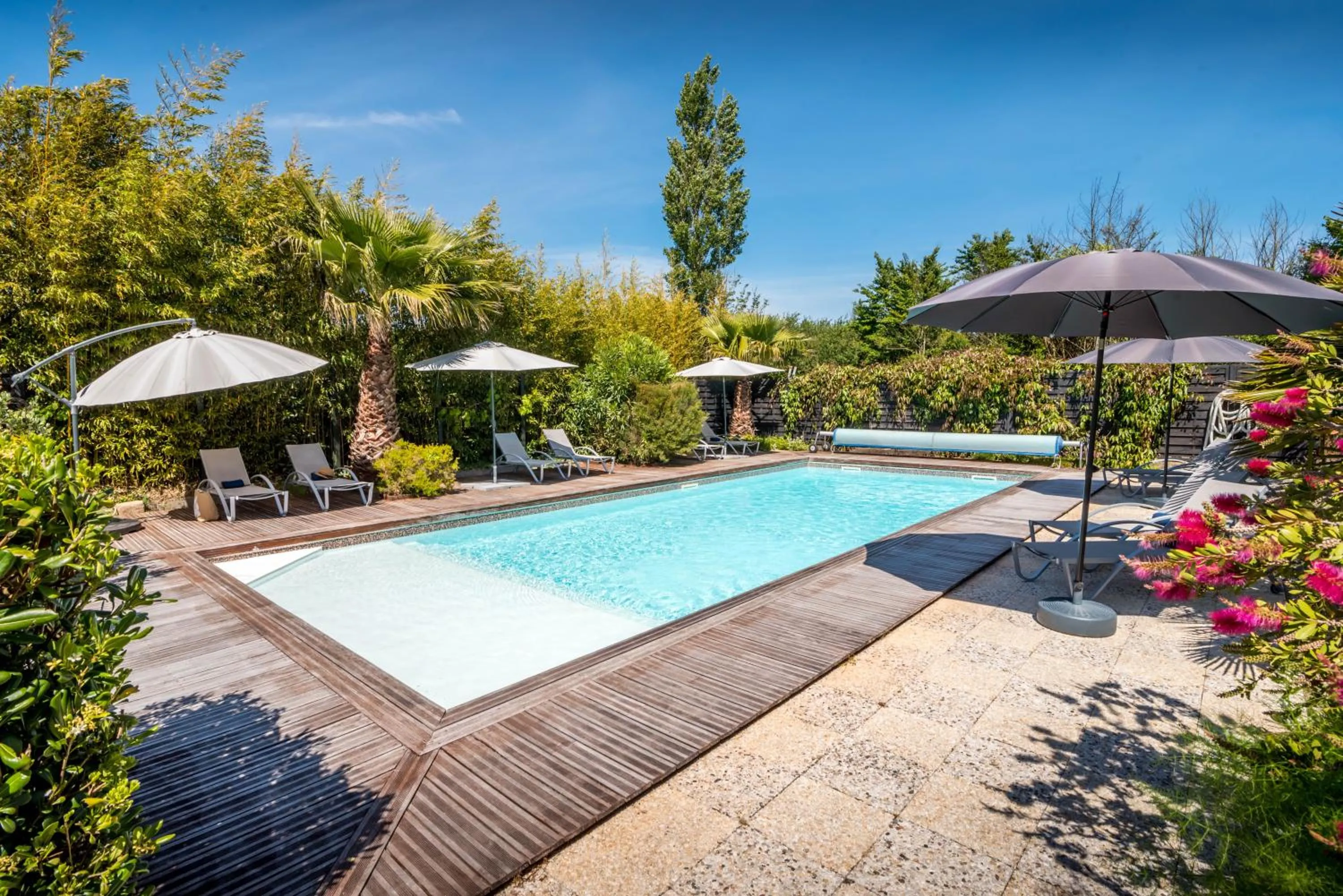 Swimming pool in Carnac Lodge Hotel & Spa
