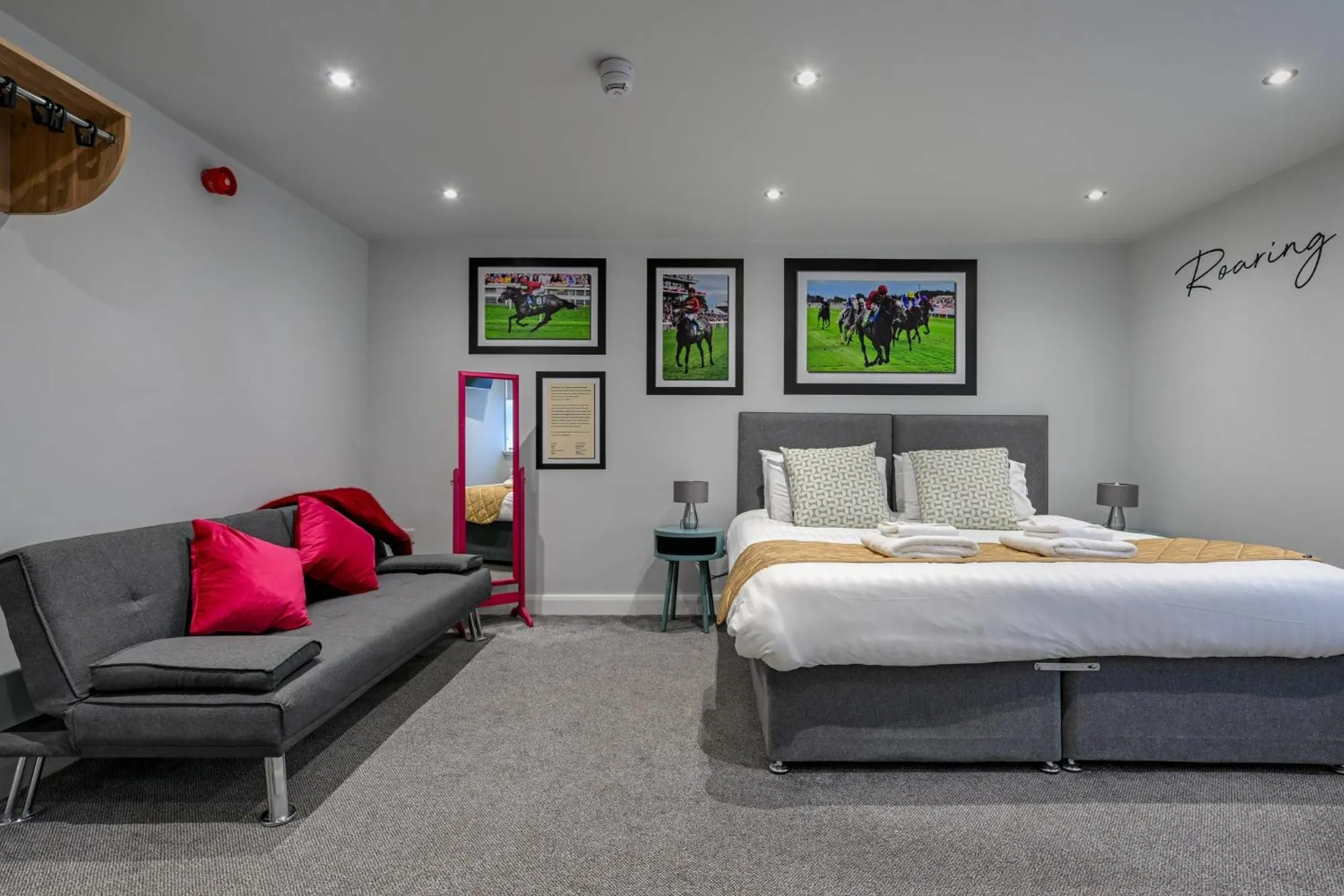 Photo of the whole room, Bed in Stableside Hostel at York Racecourse