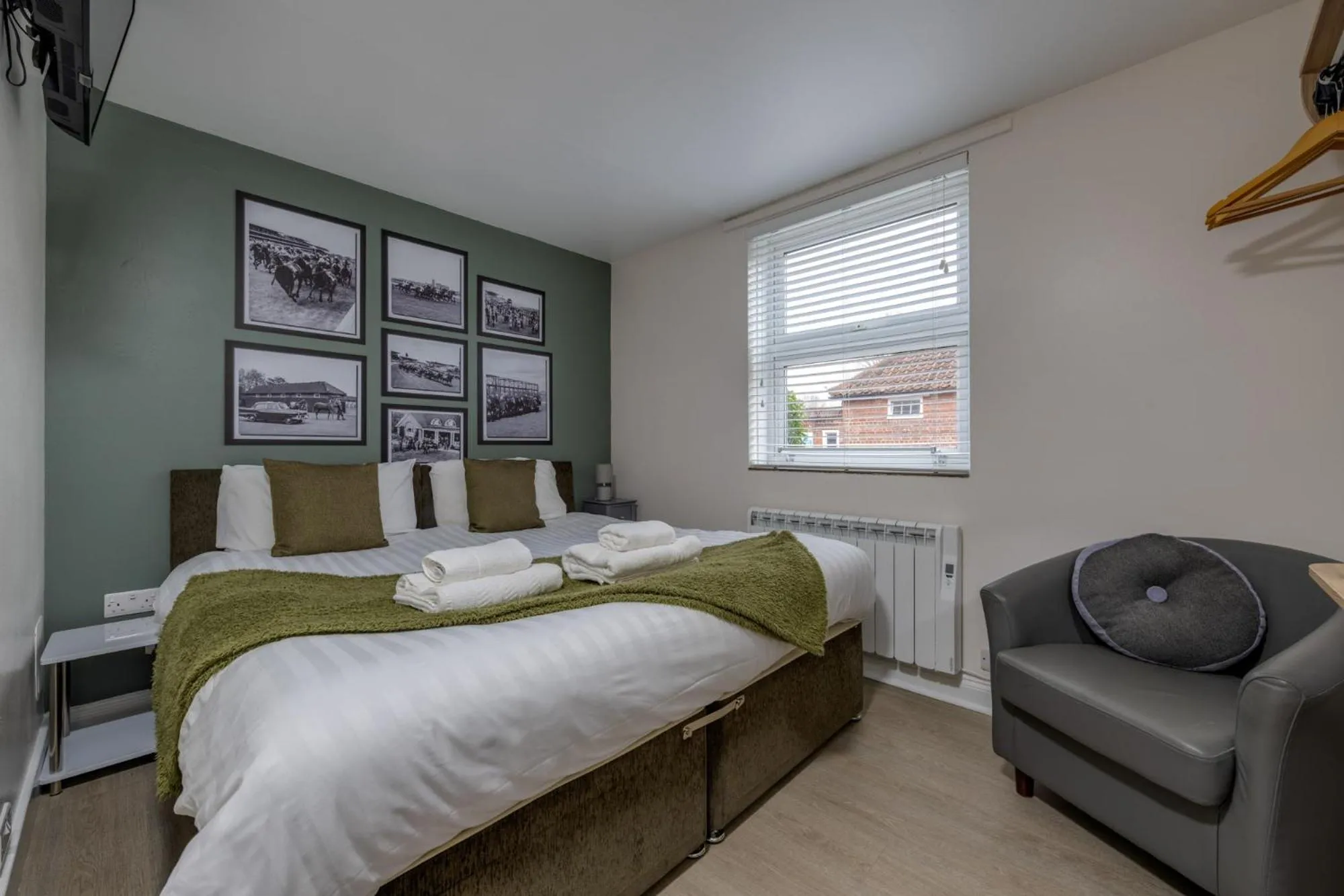 Bed in Stableside Hostel at York Racecourse