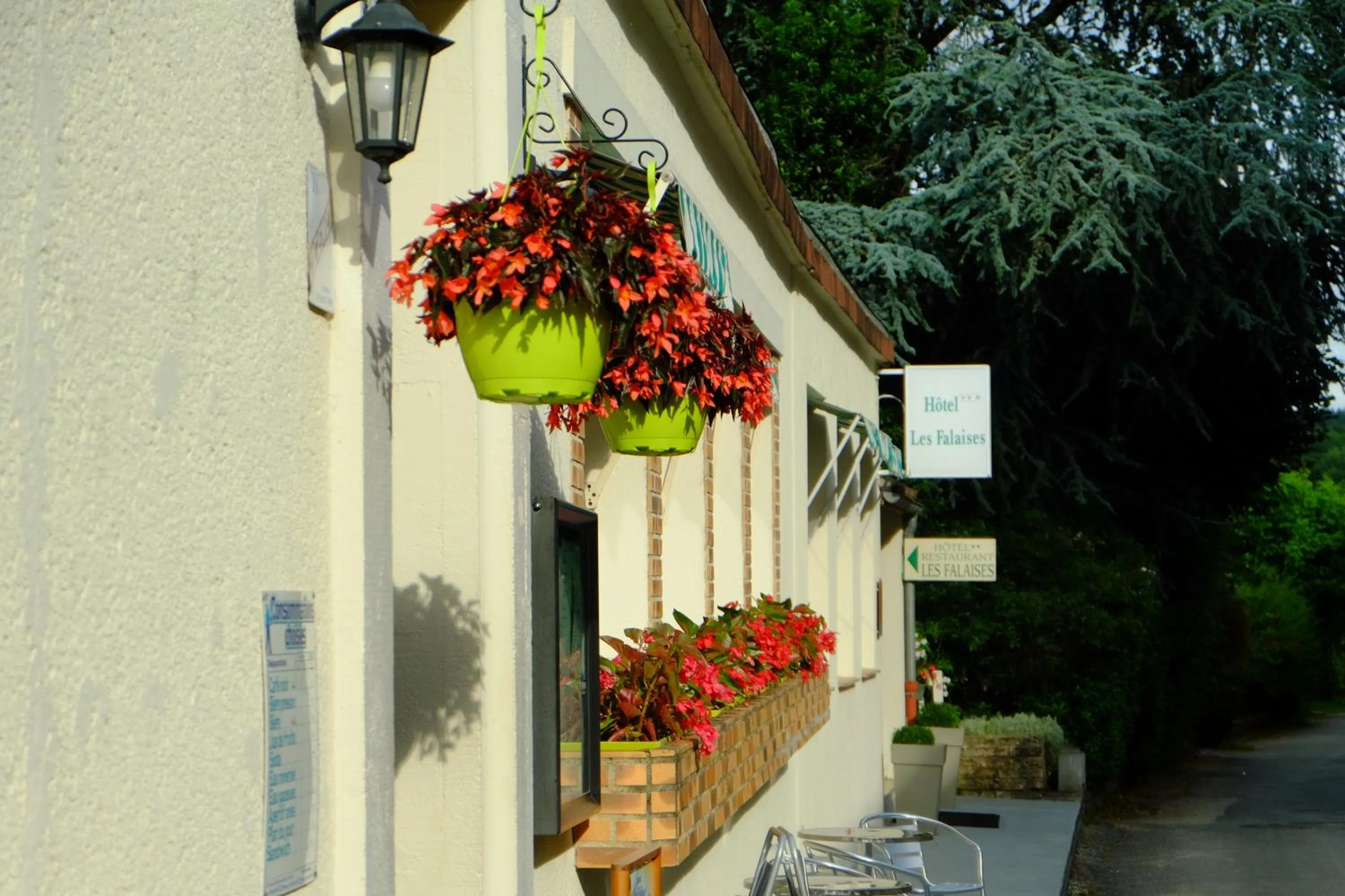 Hôtel Restaurant Les Falaises