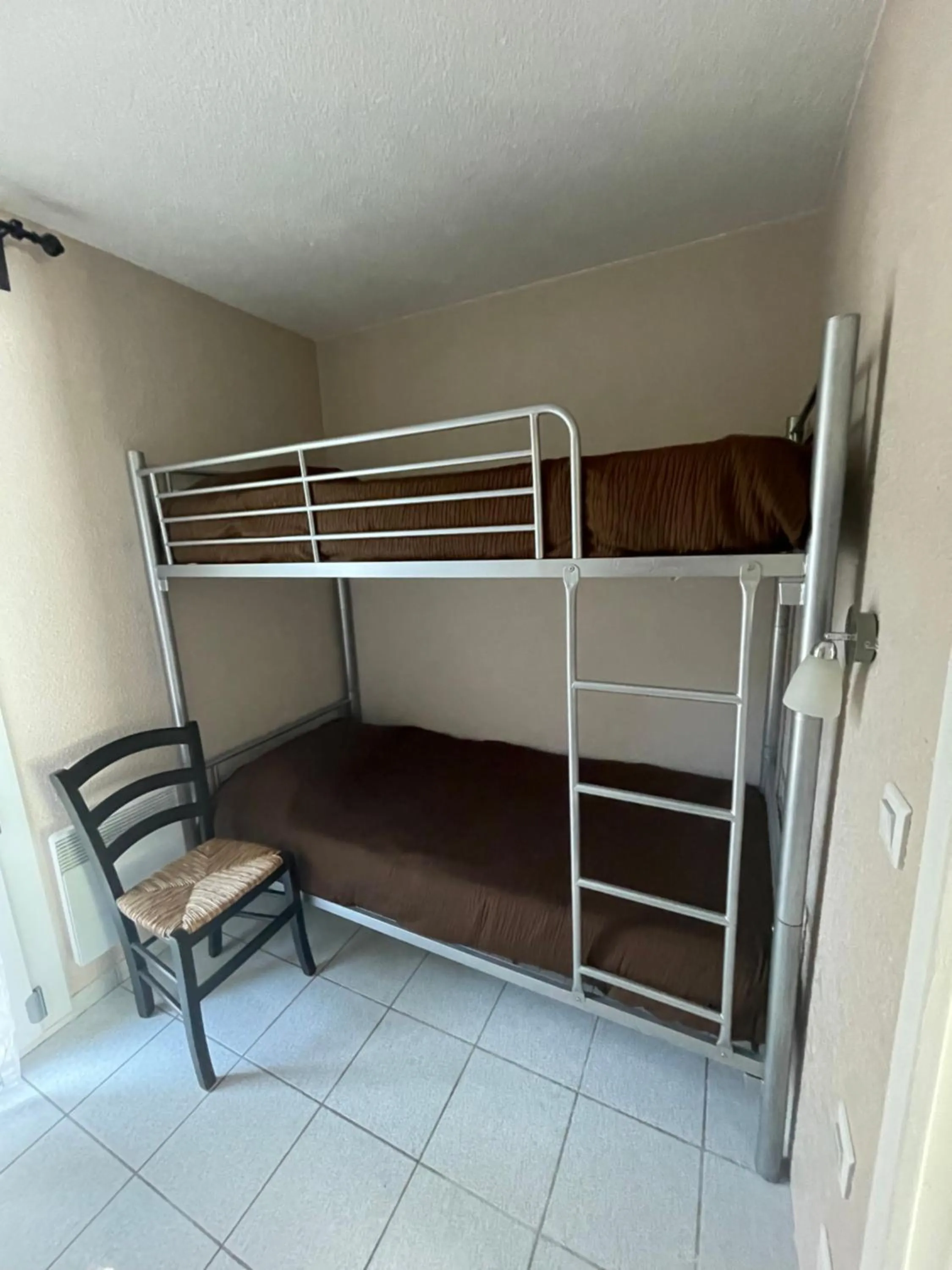 Bed in Hôtel Restaurant Les Falaises