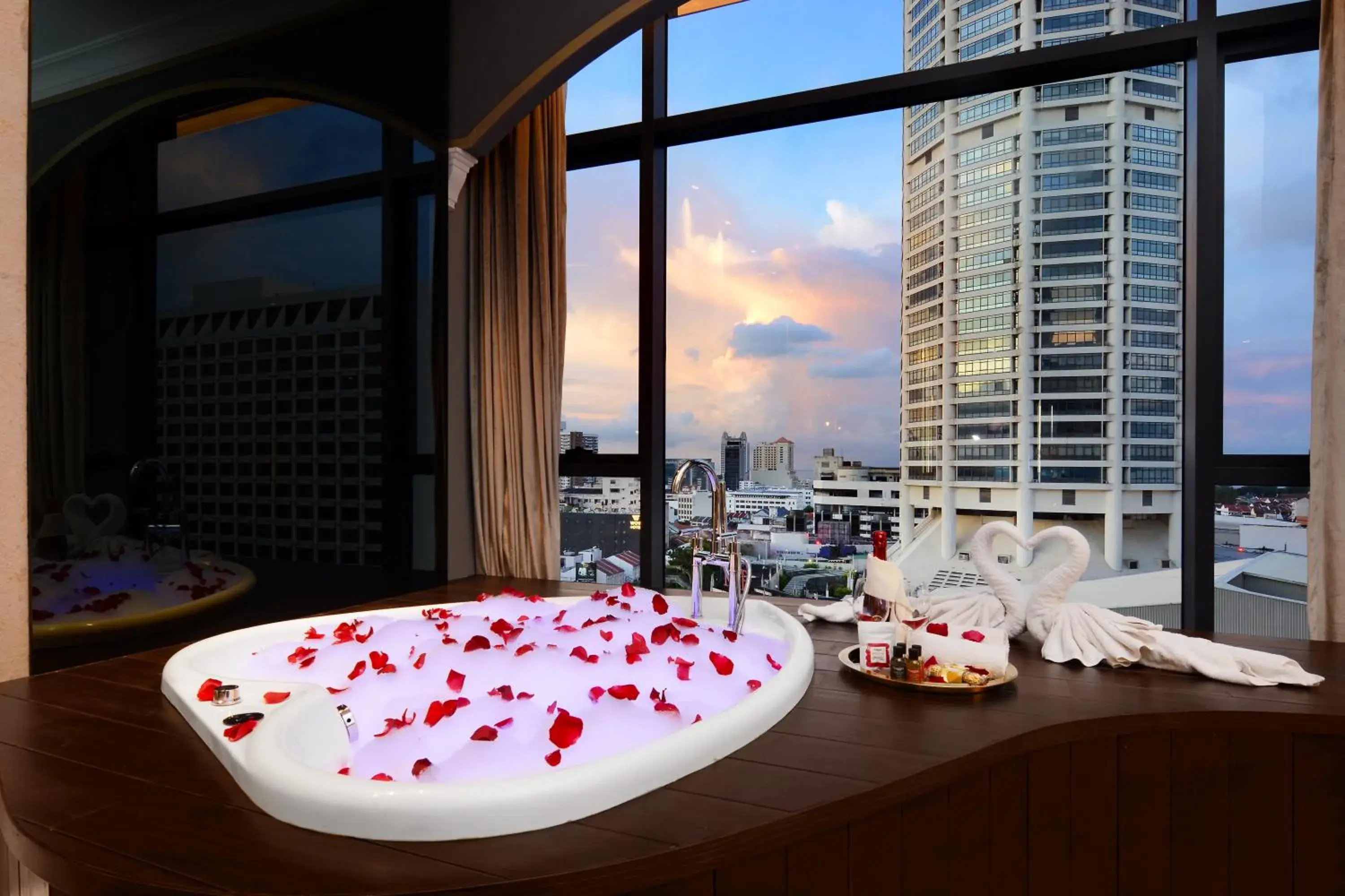 Darling Suite in The Granite Luxury Hotel Penang Darling Suite in The Granite Luxury Hotel Penang