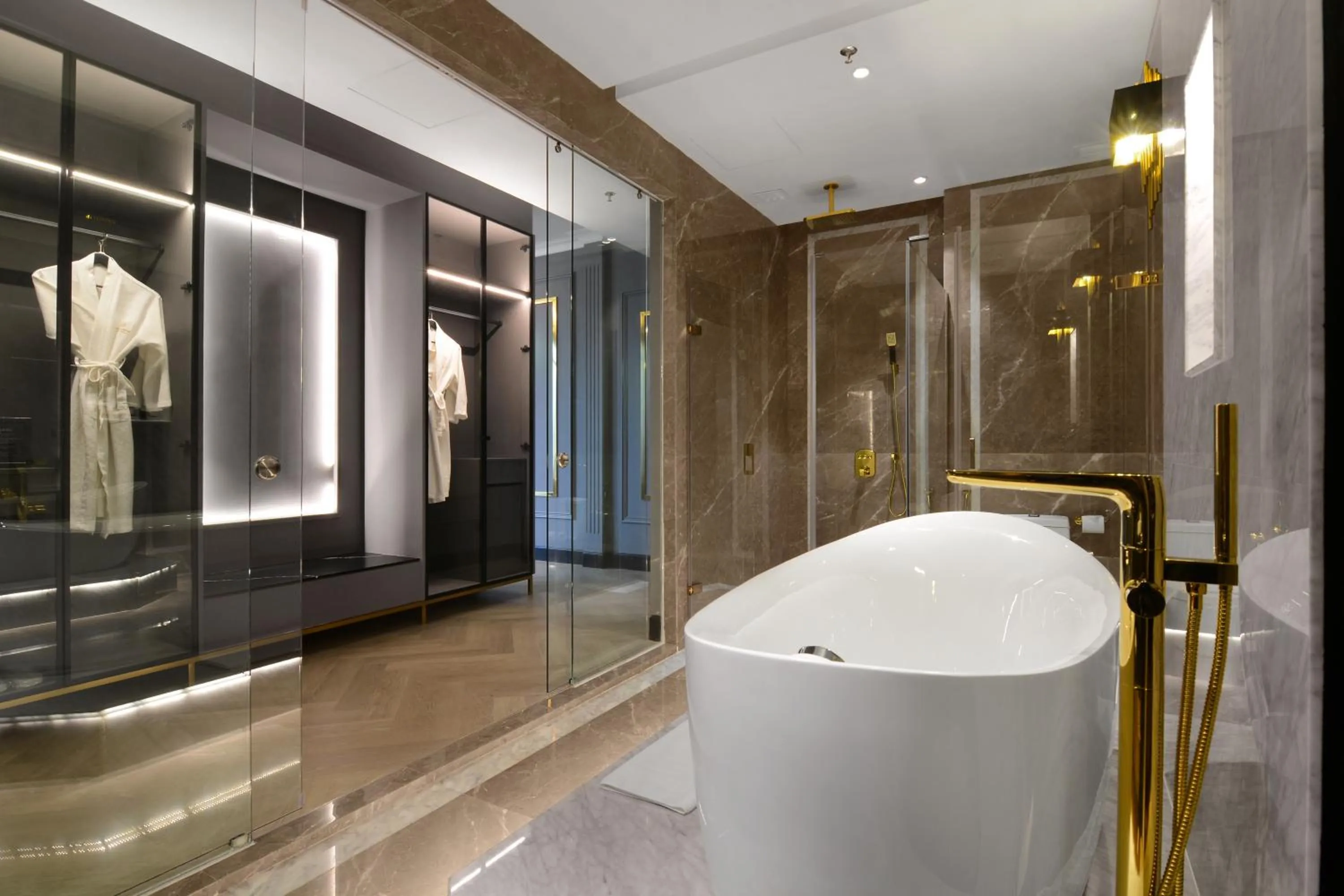 Shower in The Granite Luxury Hotel Penang