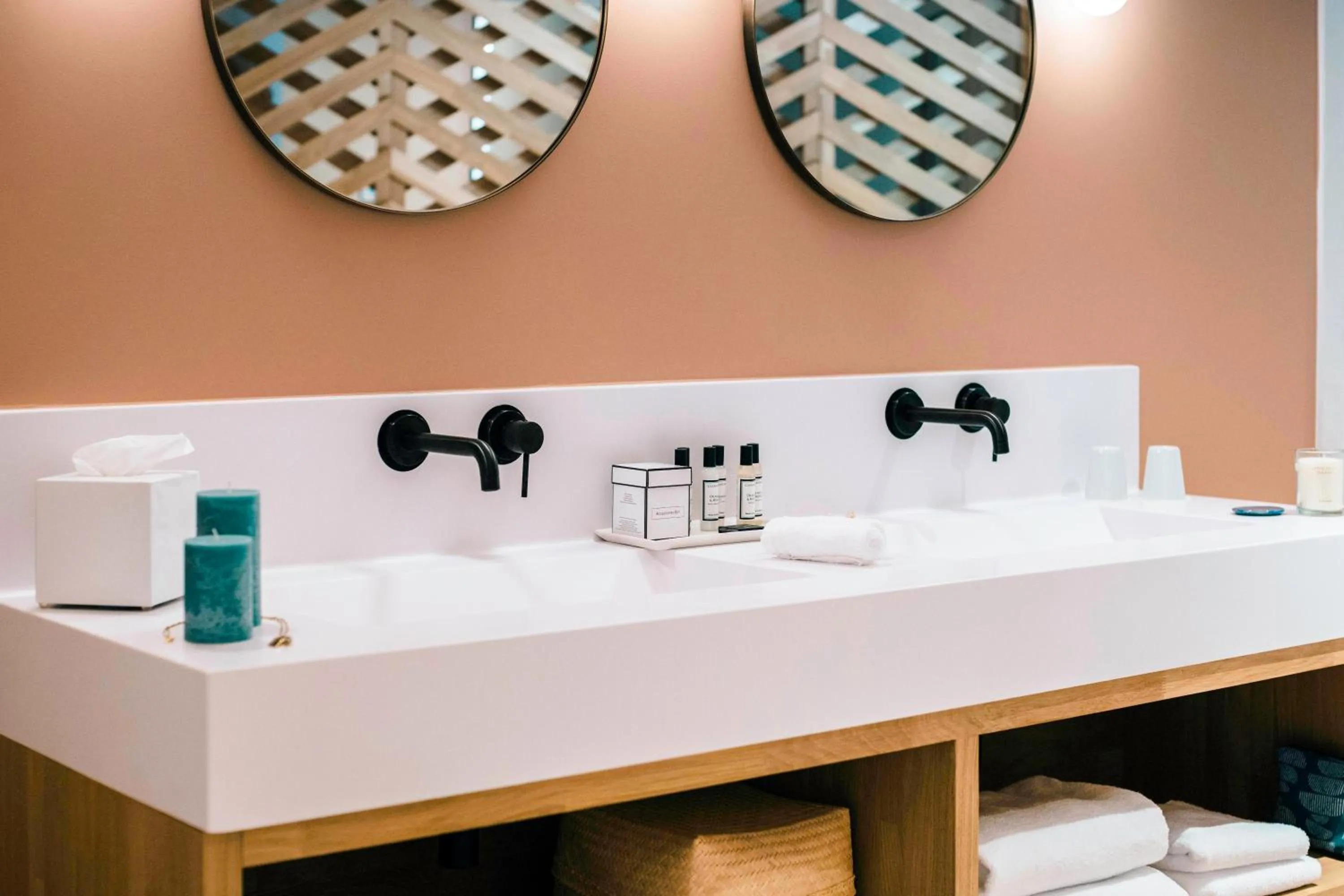 Bathroom in Château L'Hospitalet Wine Resort Beach & Spa