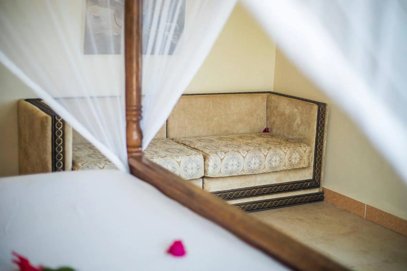 Living room, Bed in VRclub Paje Palms Beach Resort