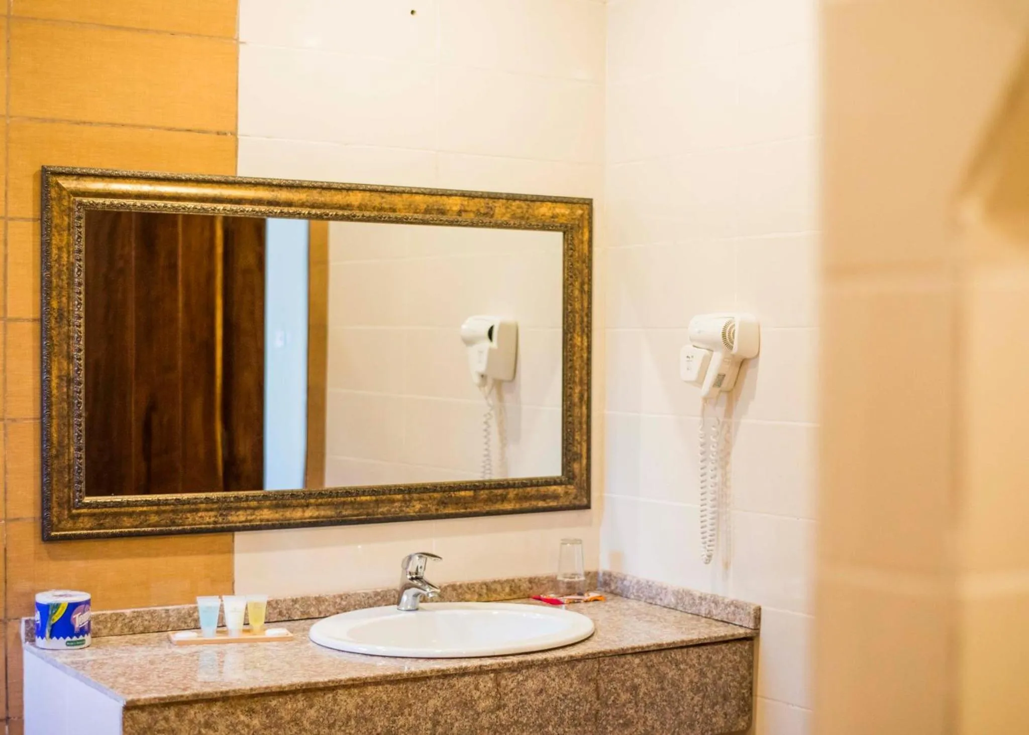 Bathroom in VRclub Paje Palms Beach Resort