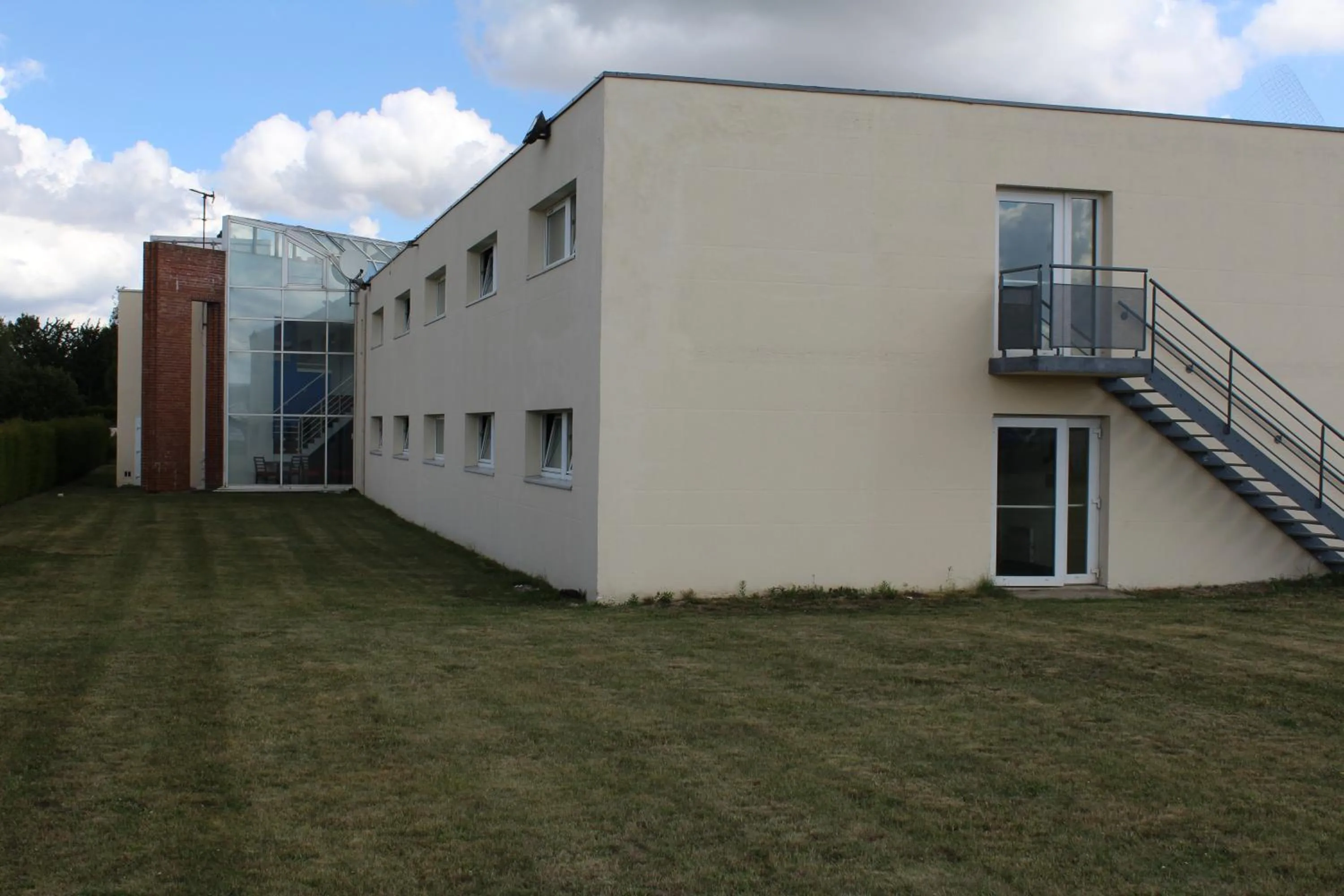 Initial by Balladins Béthune