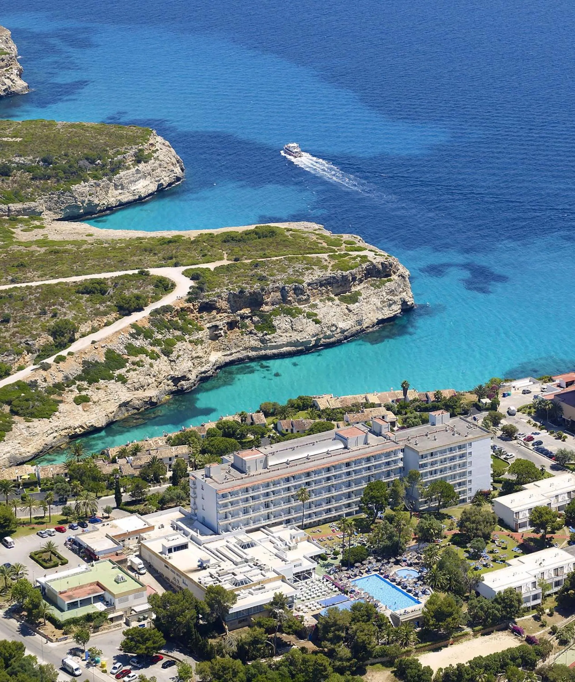 AluaSun Cala Antena - All Inclusive