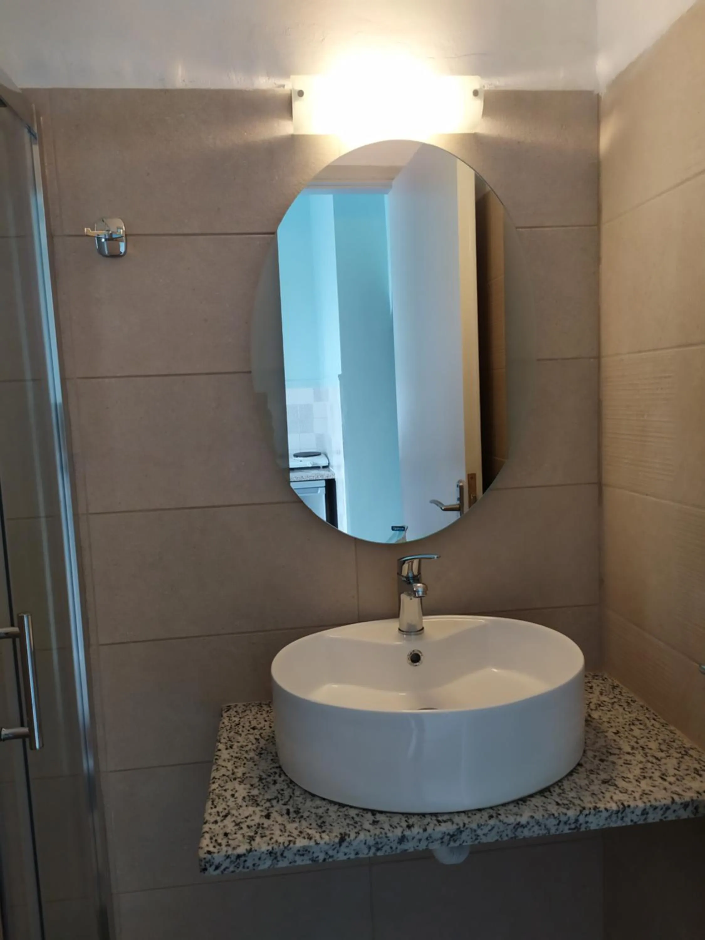 Bathroom in Giannis Studios