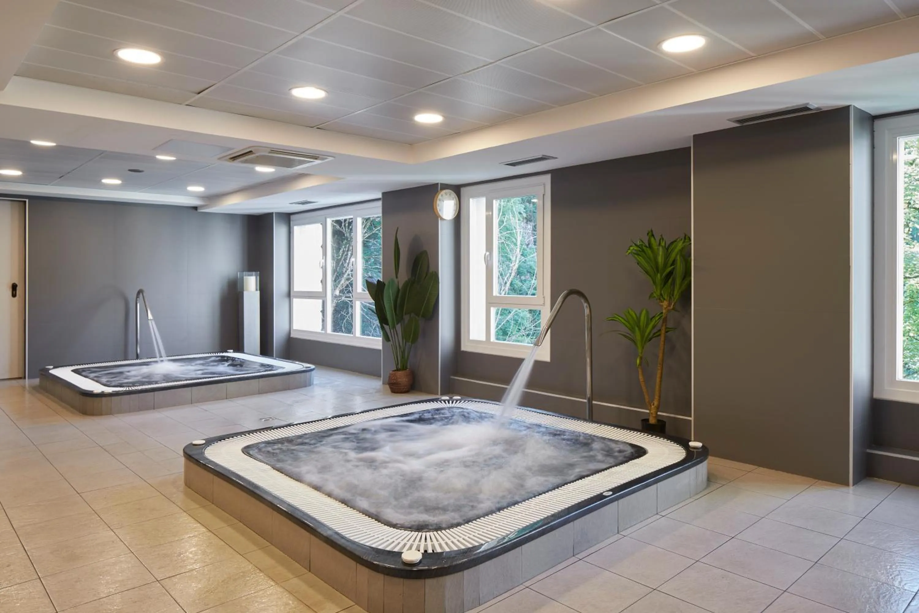 Spa and wellness centre/facilities in Iraipe Santuario de Arantzazu Hotel