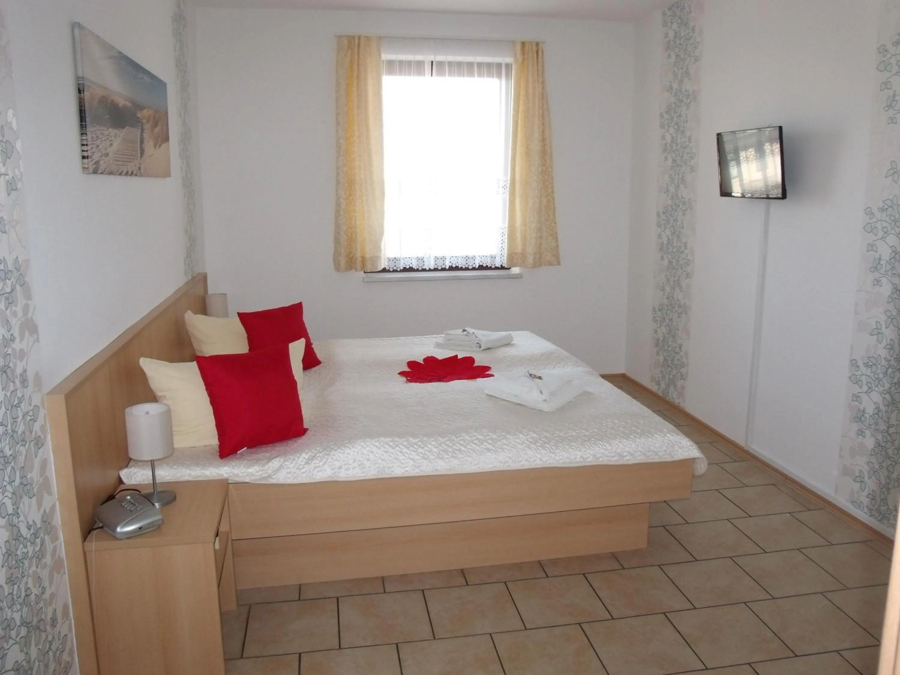 Bed in Hotel Bergmühle