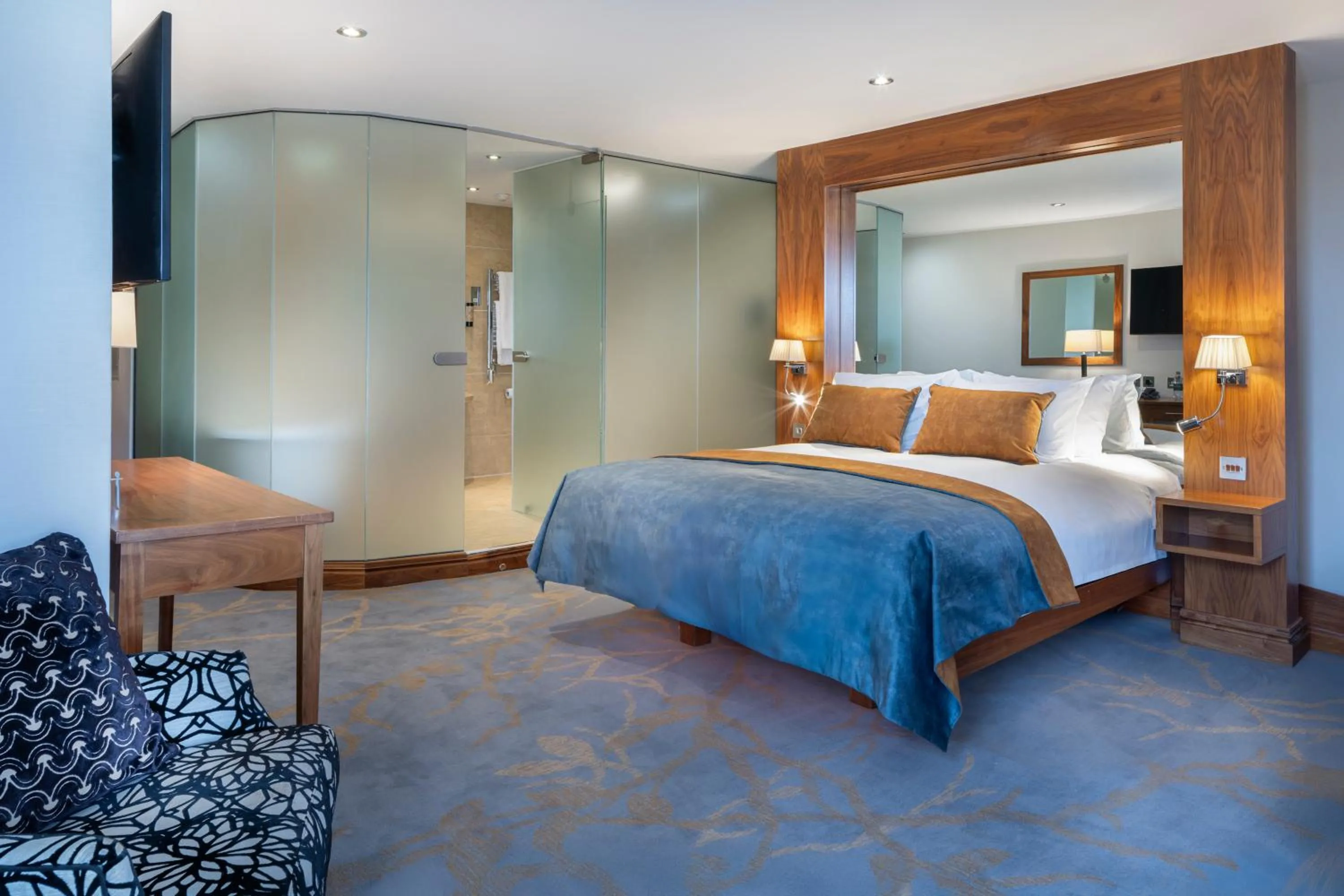 Bed in Greenhills Hotel Limerick