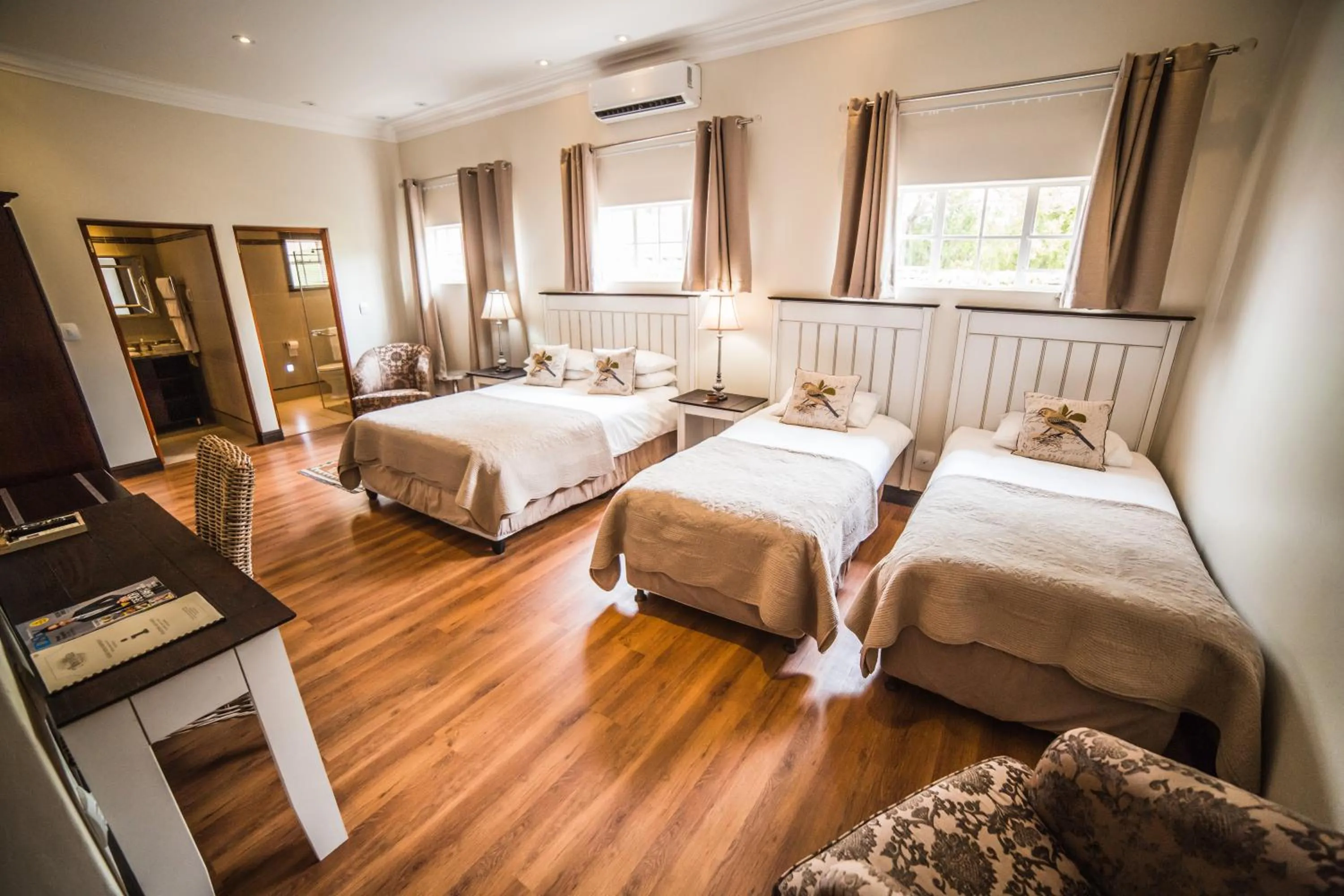 Bedroom, Bed in AnnVilla Guesthouse