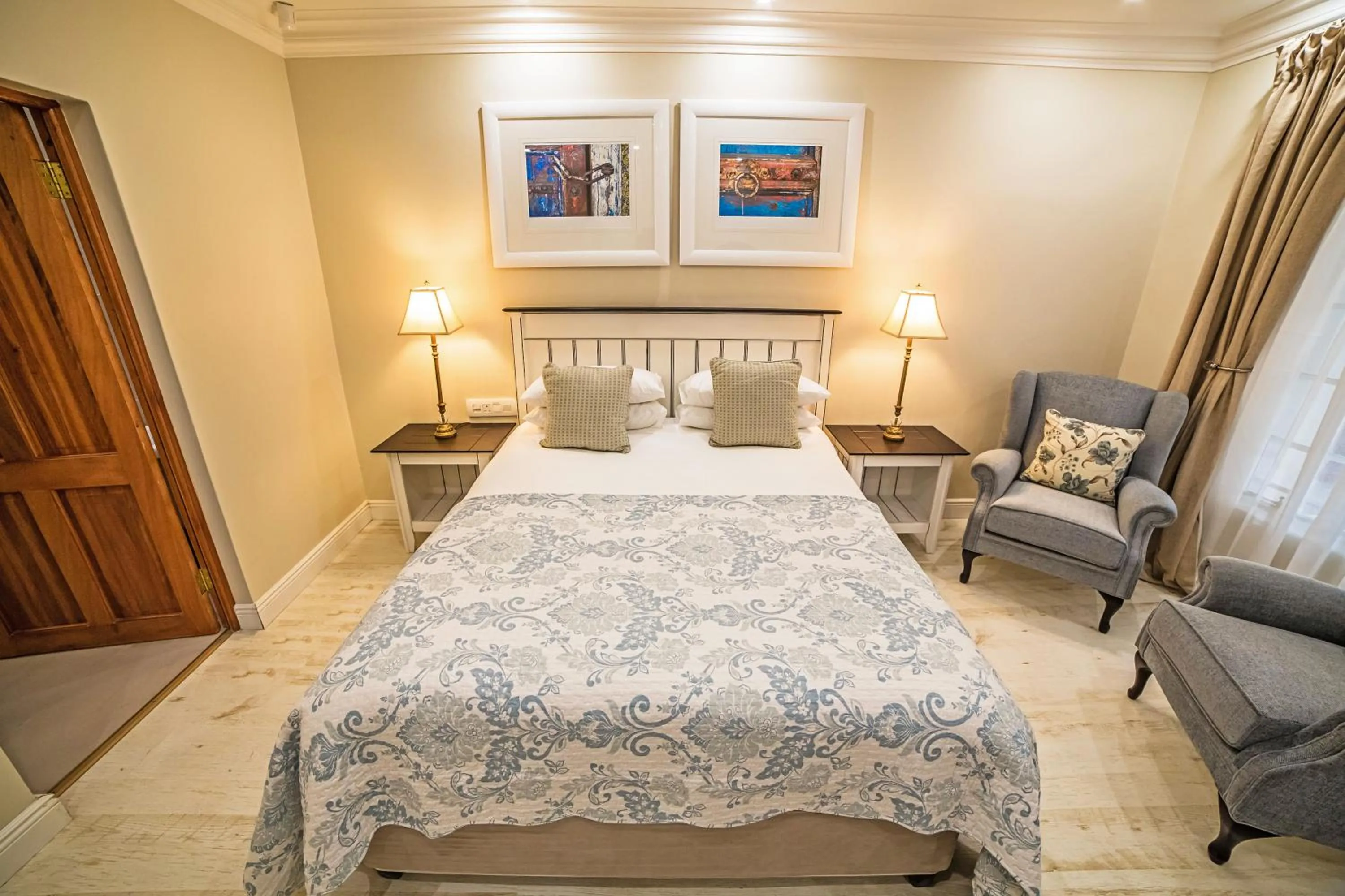 Bathroom, Bed in AnnVilla Guesthouse