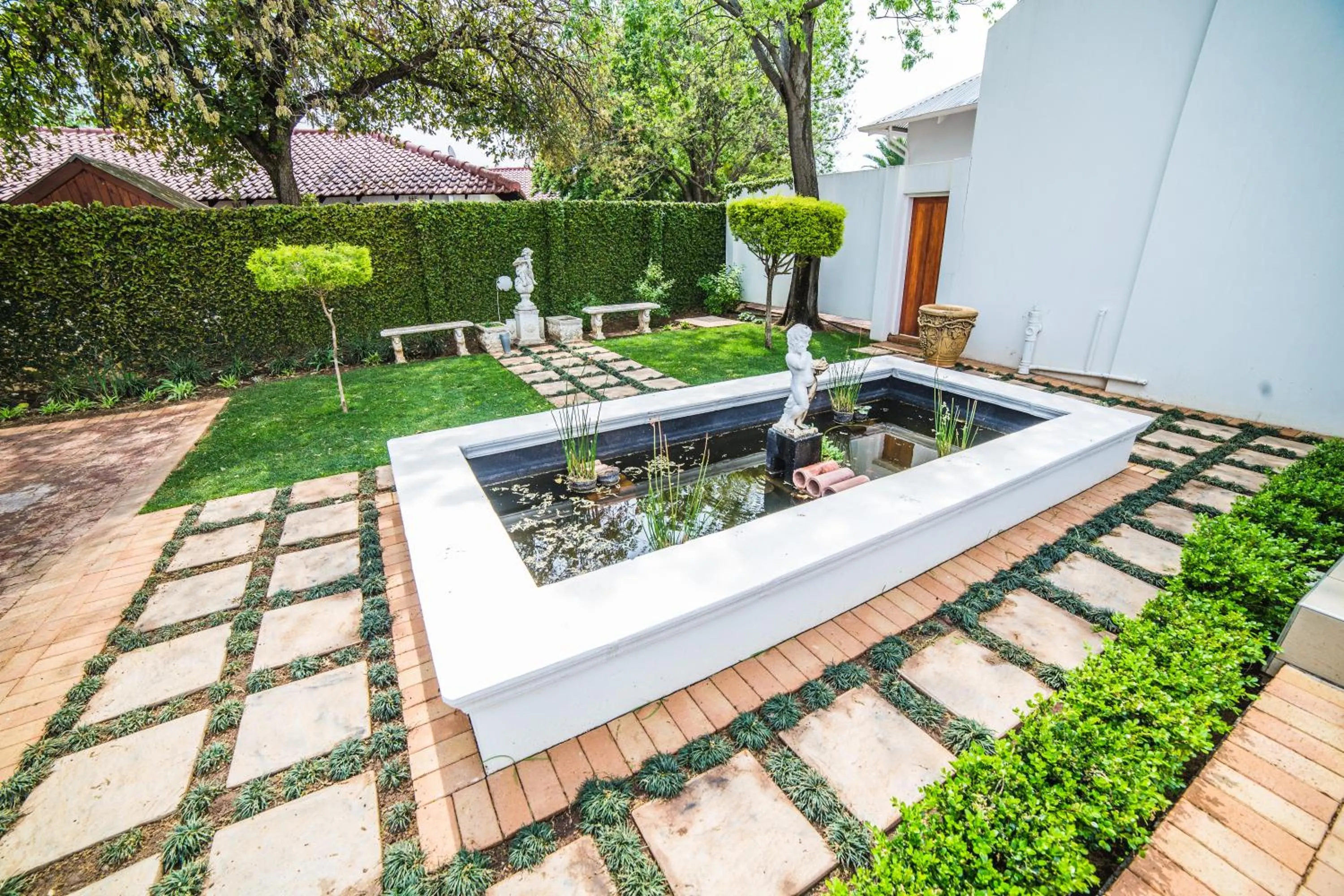 Property building in AnnVilla Guesthouse