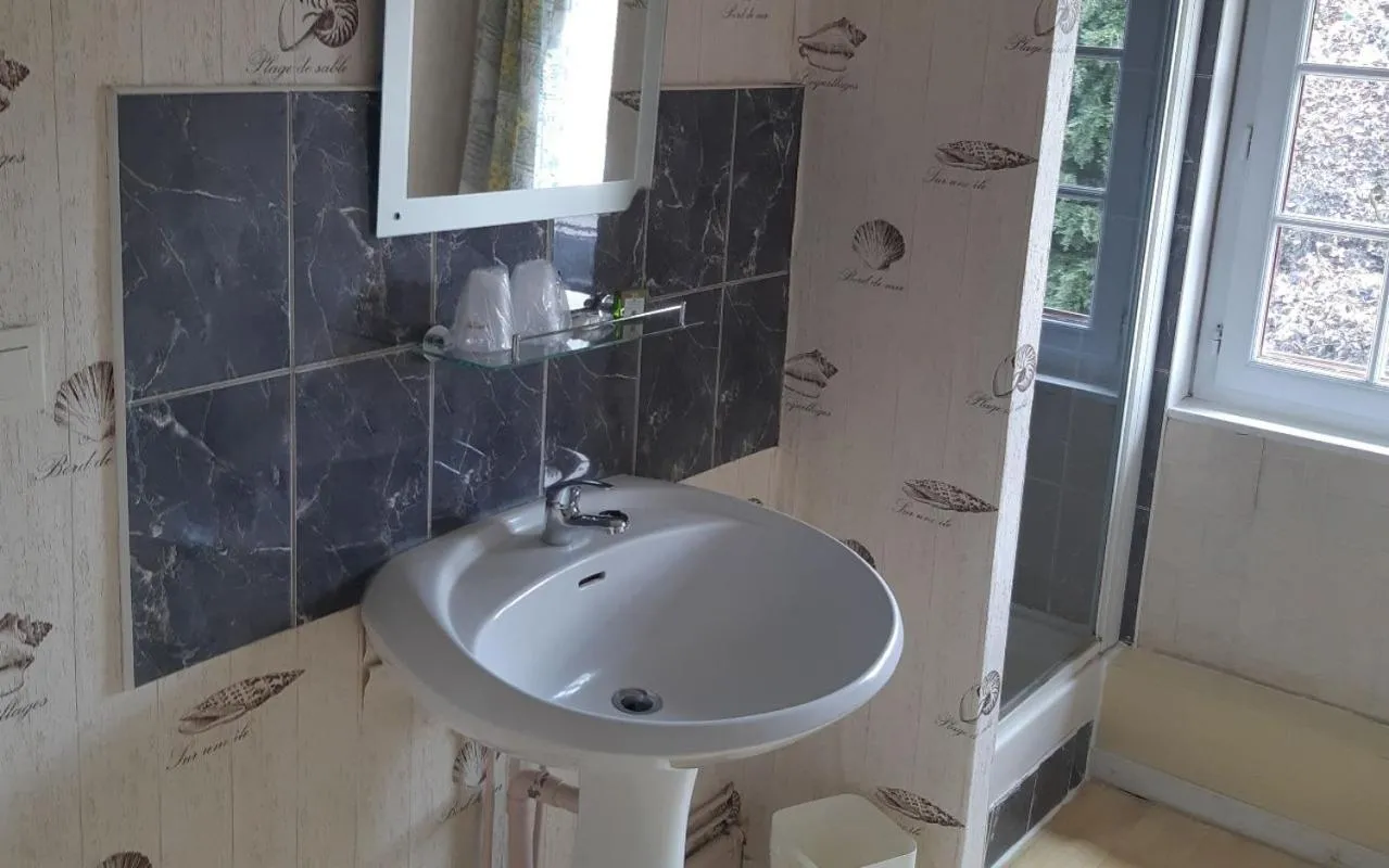 Logis hôtel & Restaurant - Auberge de la Forêt