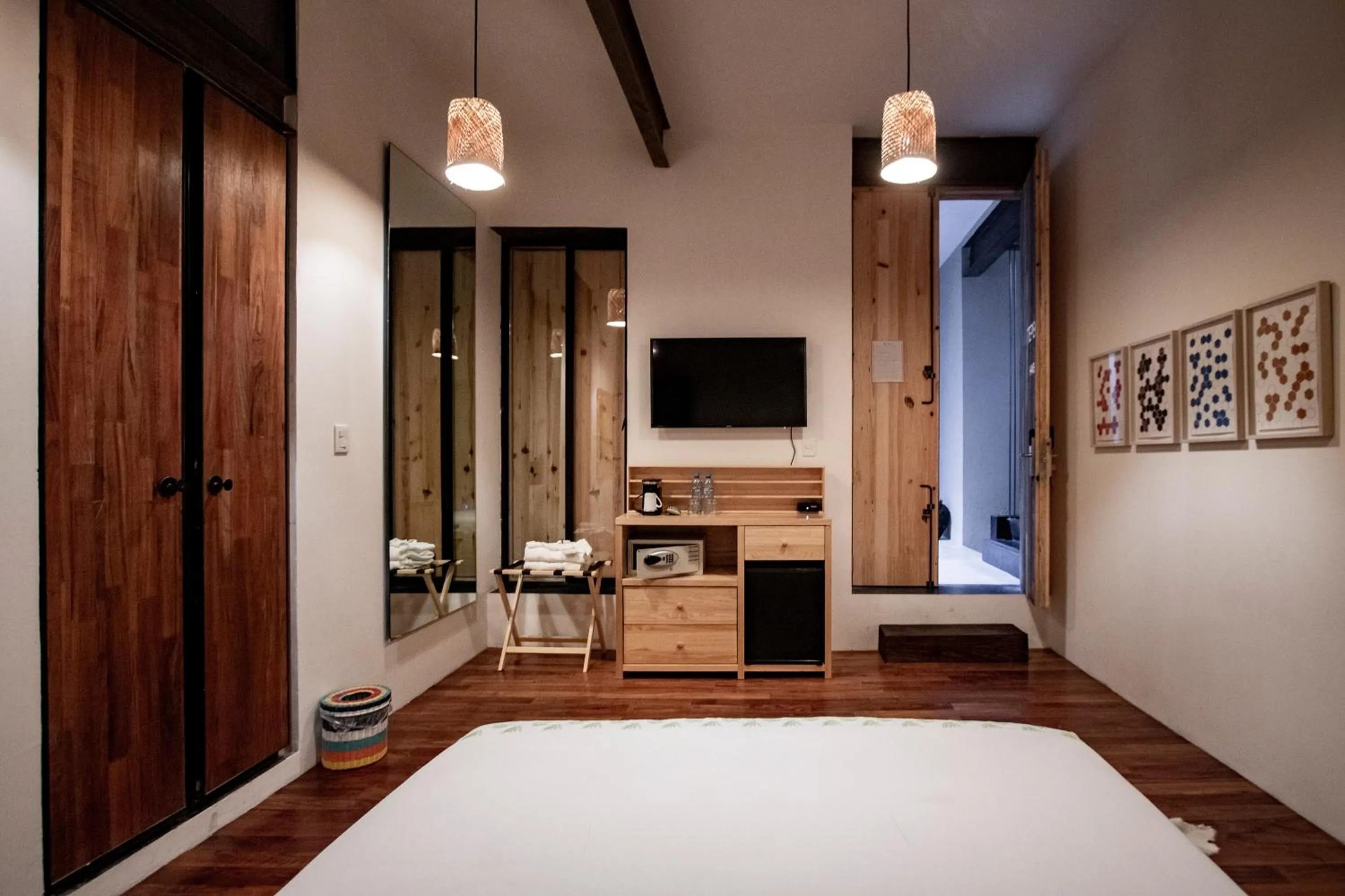 Decorative detail, Bed in Hotel Los Amantes